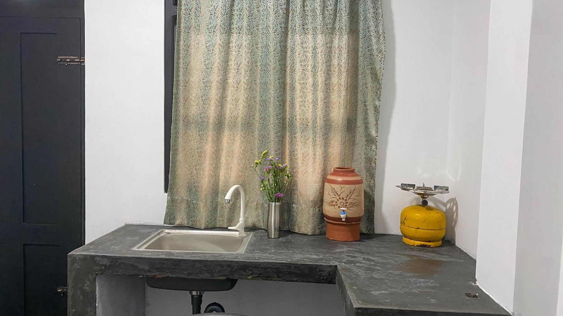 Homestay S And D