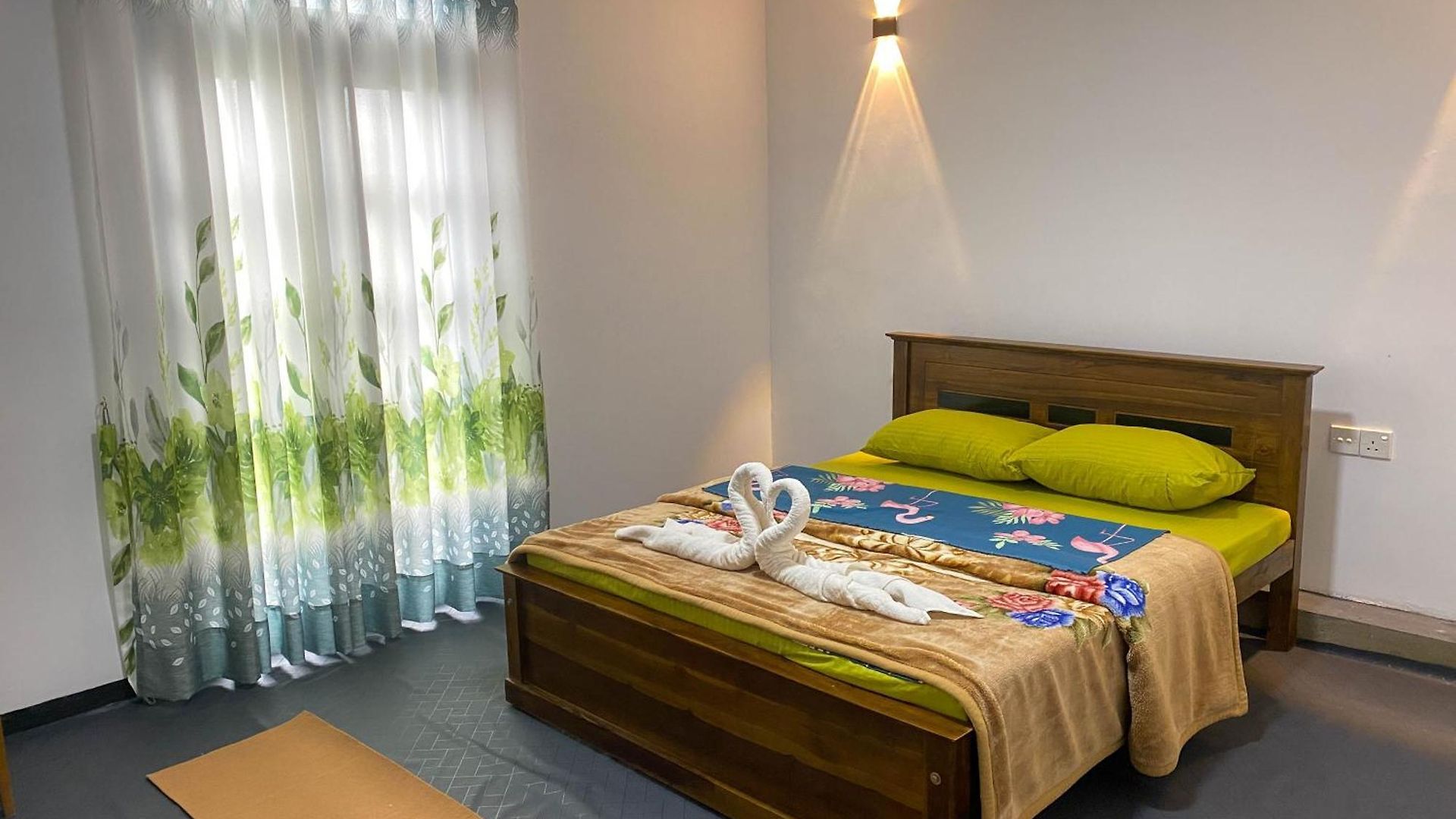 Homestay S And D *