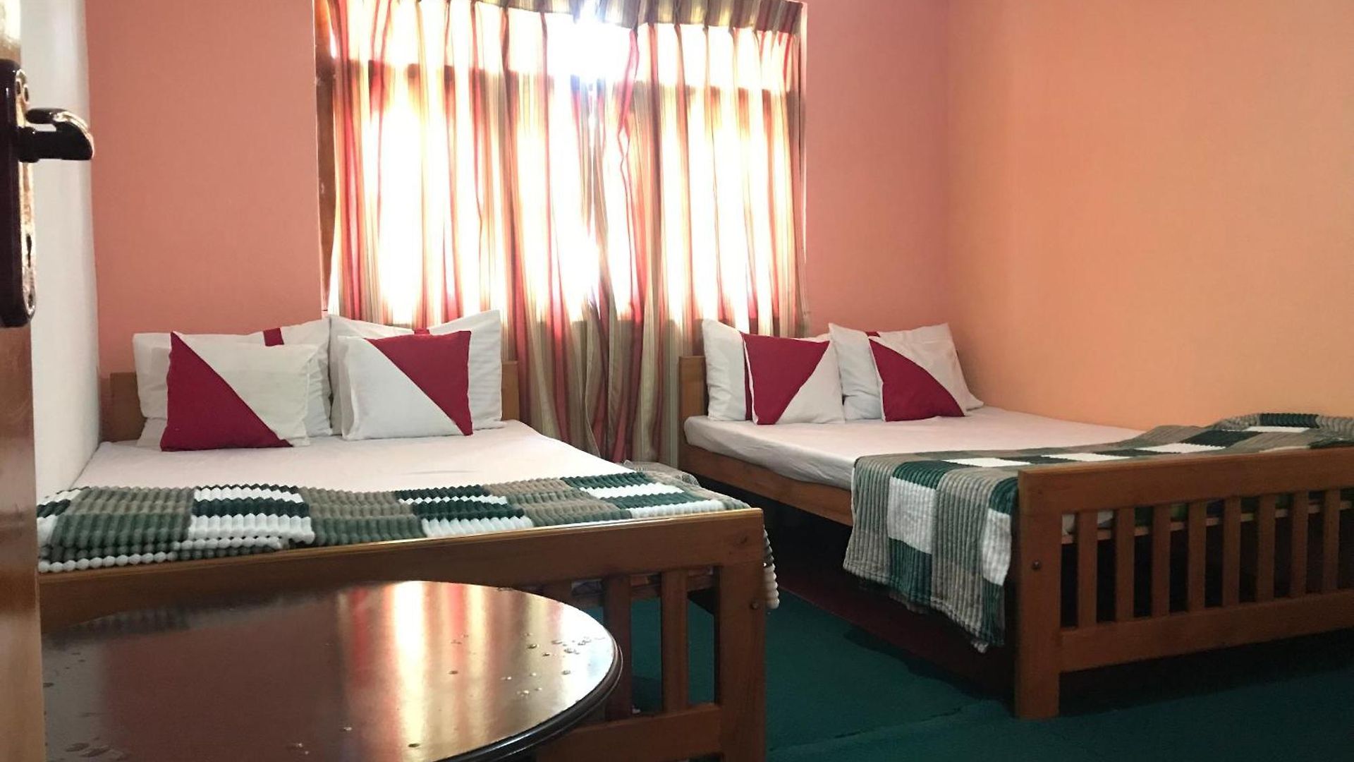 Guest house Aurora