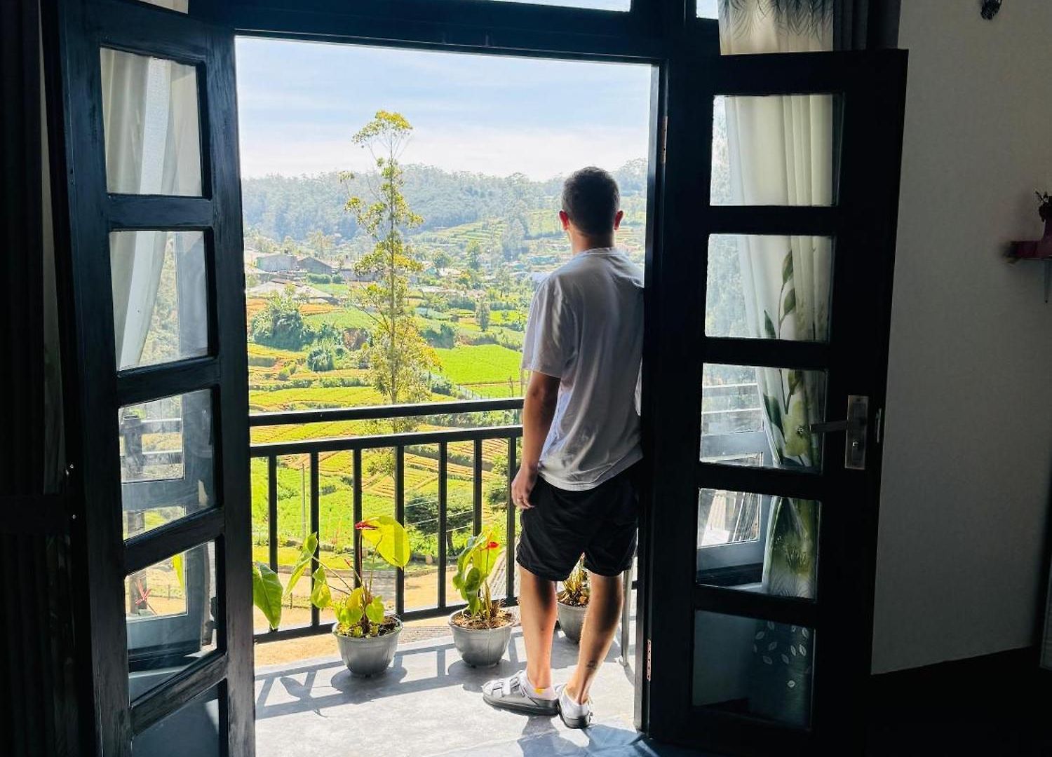 S And D * Nuwara Eliya