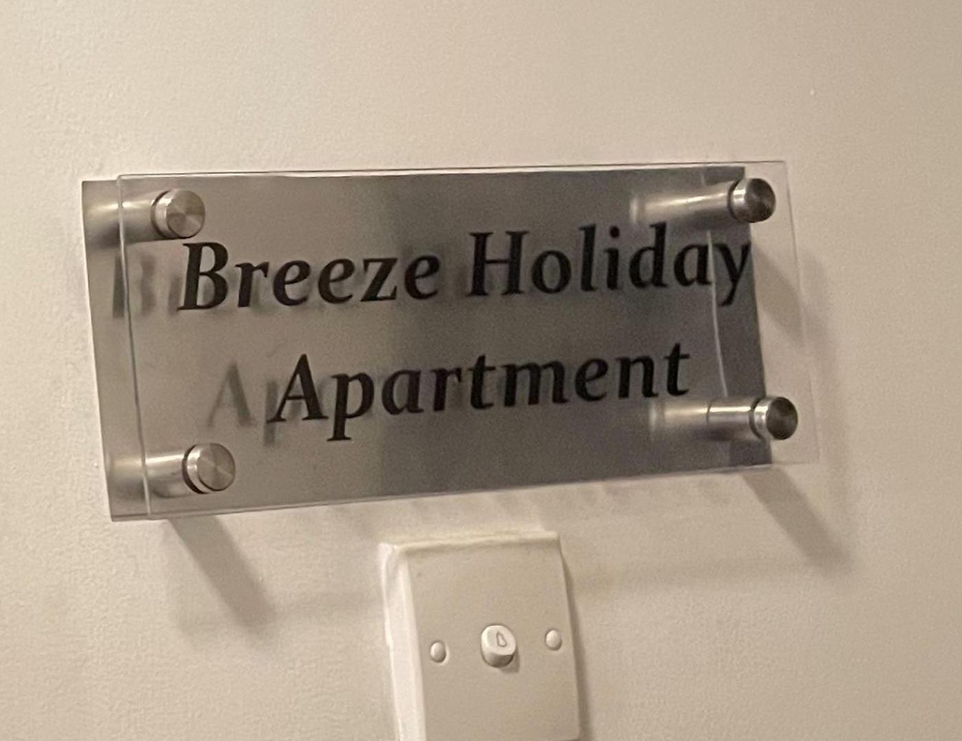 Breeze Apartment *