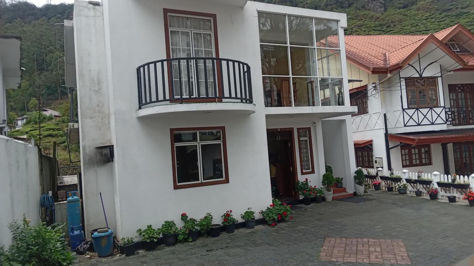 Summer Glow Guest - * Nuwara Eliya