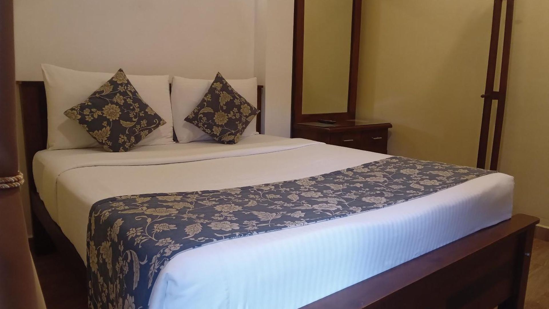 Summer Glow Guest - Guest house Nuwara Eliya