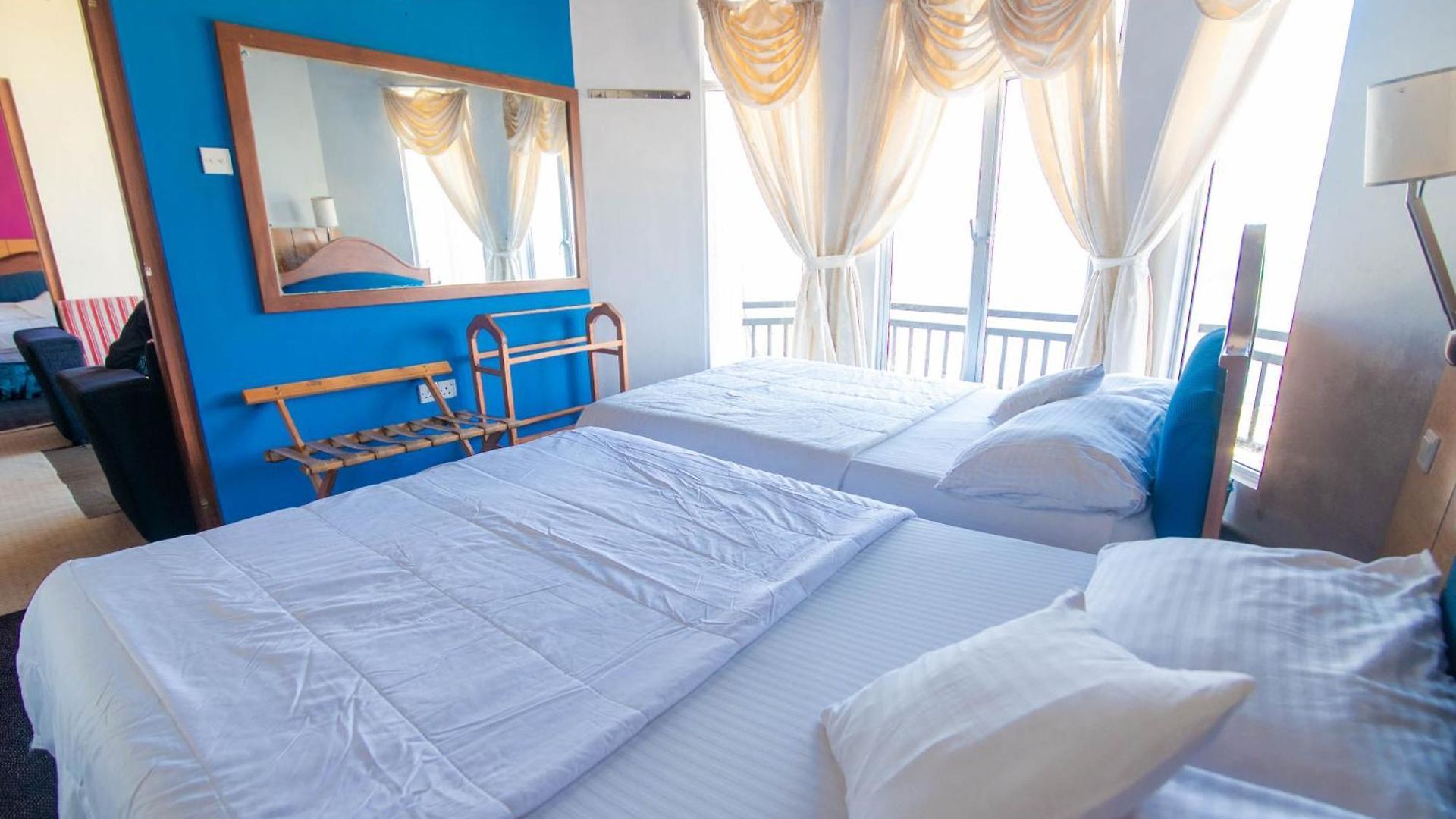 Hill Paradise Guest house *
