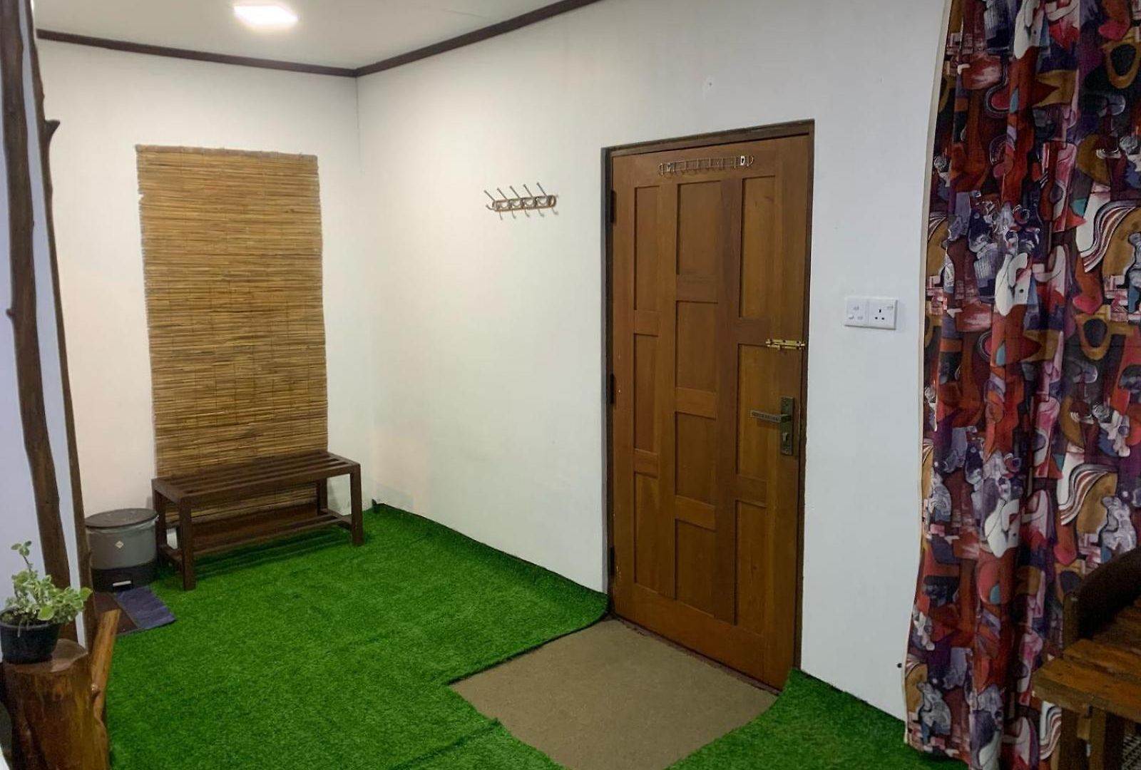 2020 Wooden Nuwara Eliya
