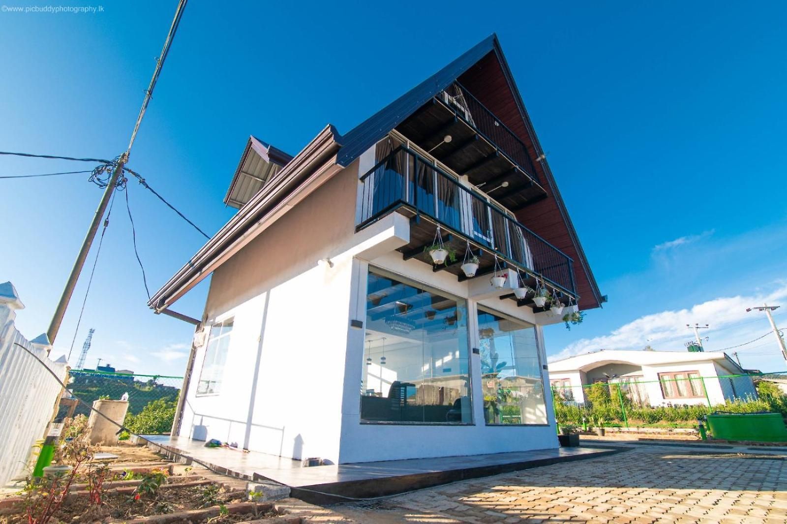 Villa Sunsky Family