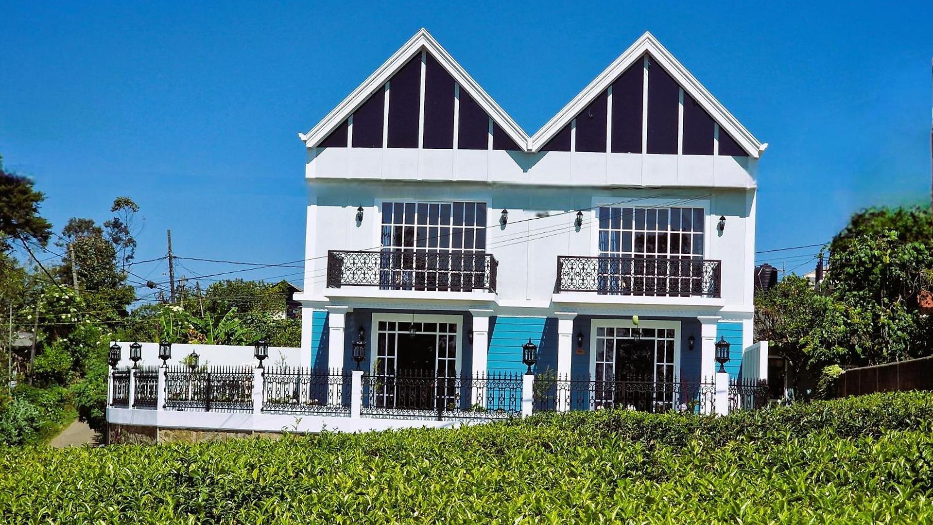 Private By The Tea Estate Villa *