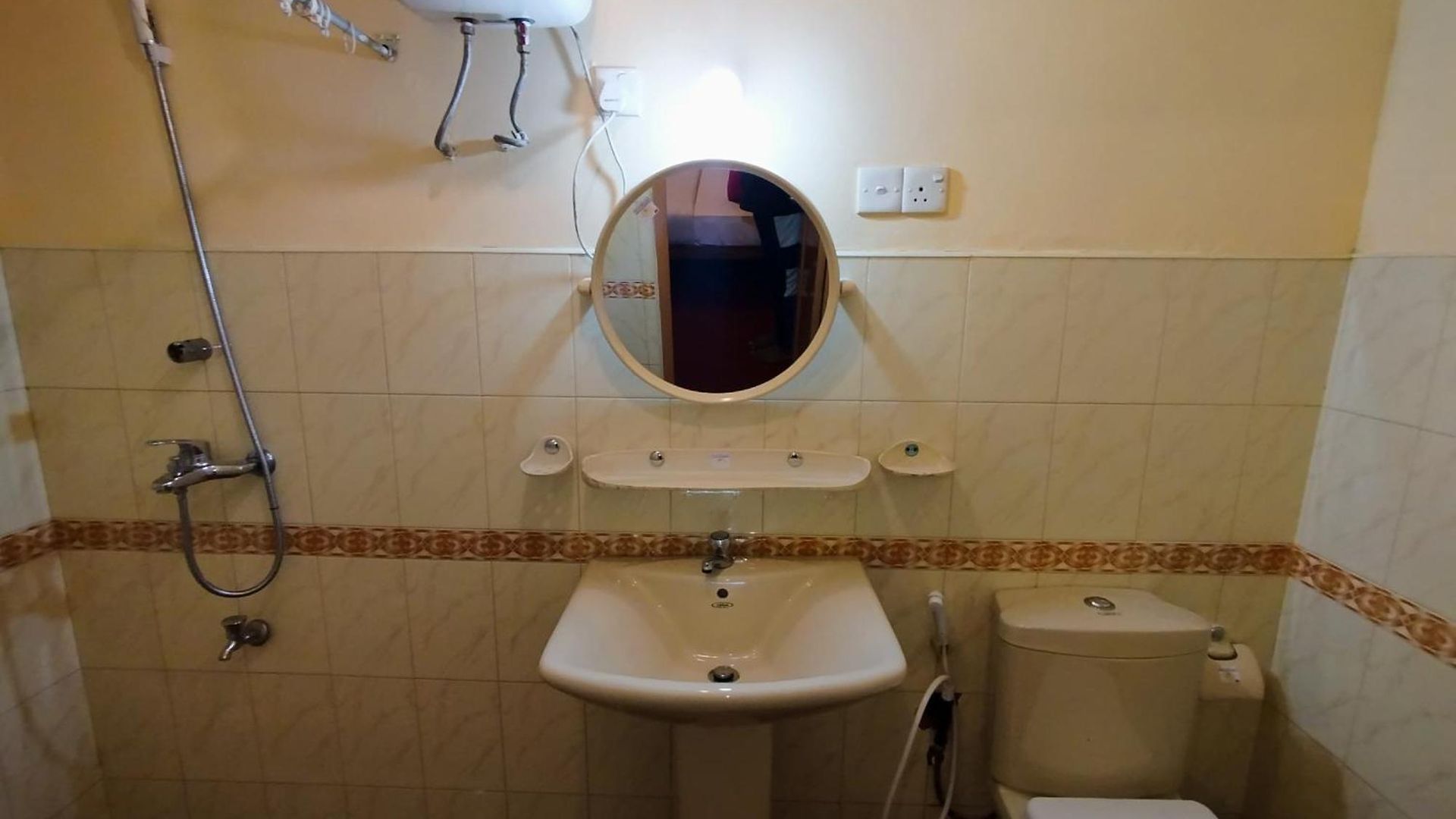 Blossomwell Guest house 3*