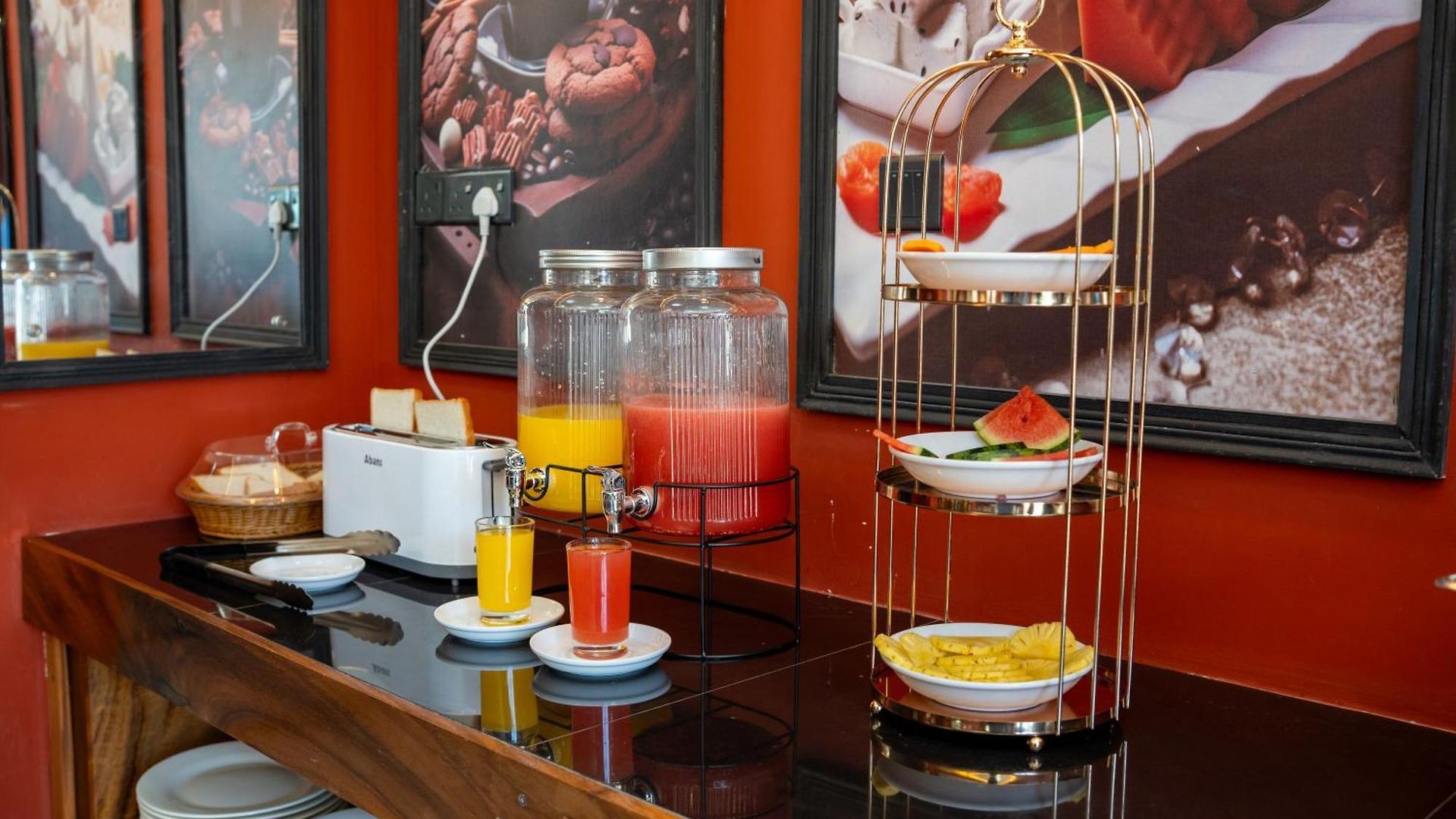 Hotel London Eye Nuwaraeliya Nuwara Eliya