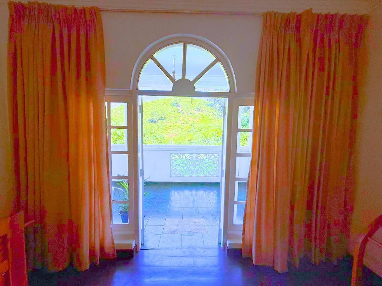 Notre Dame D'arcadia Hotel