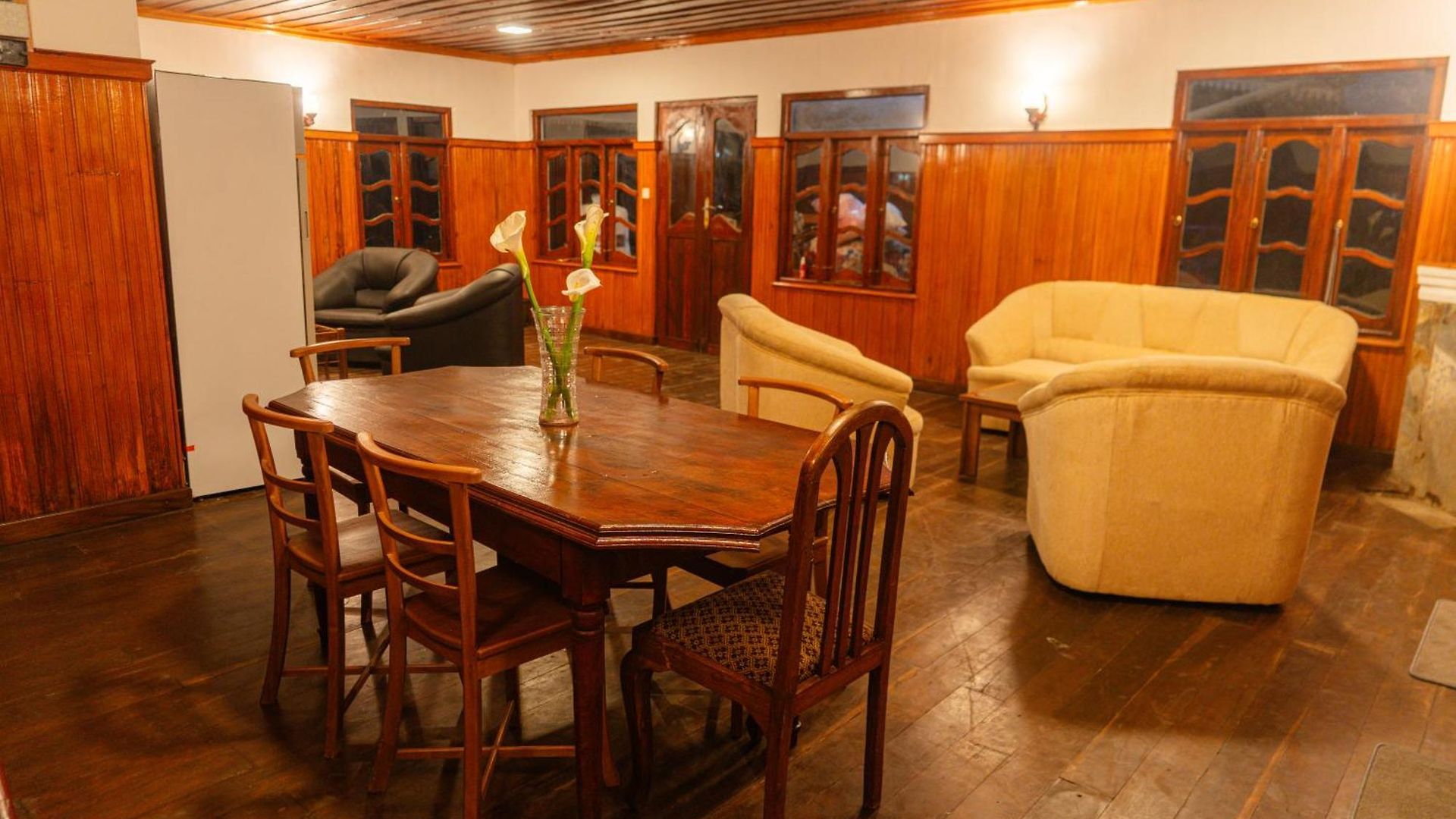 Earth And Sky Resort Nuwara Eliya