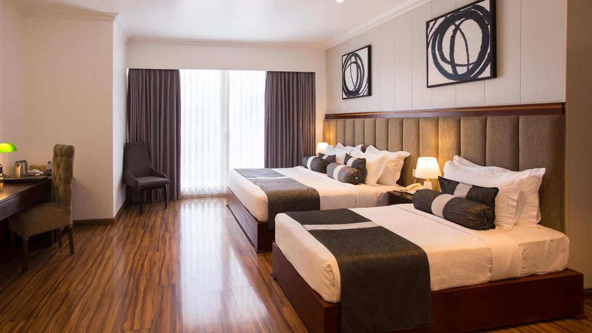 Hotel Grand Turf 5*
