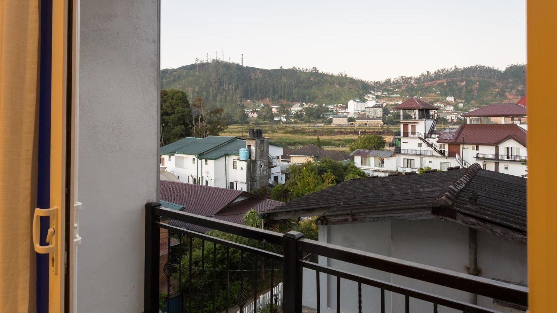 Hotel Grand Turf Nuwara Eliya