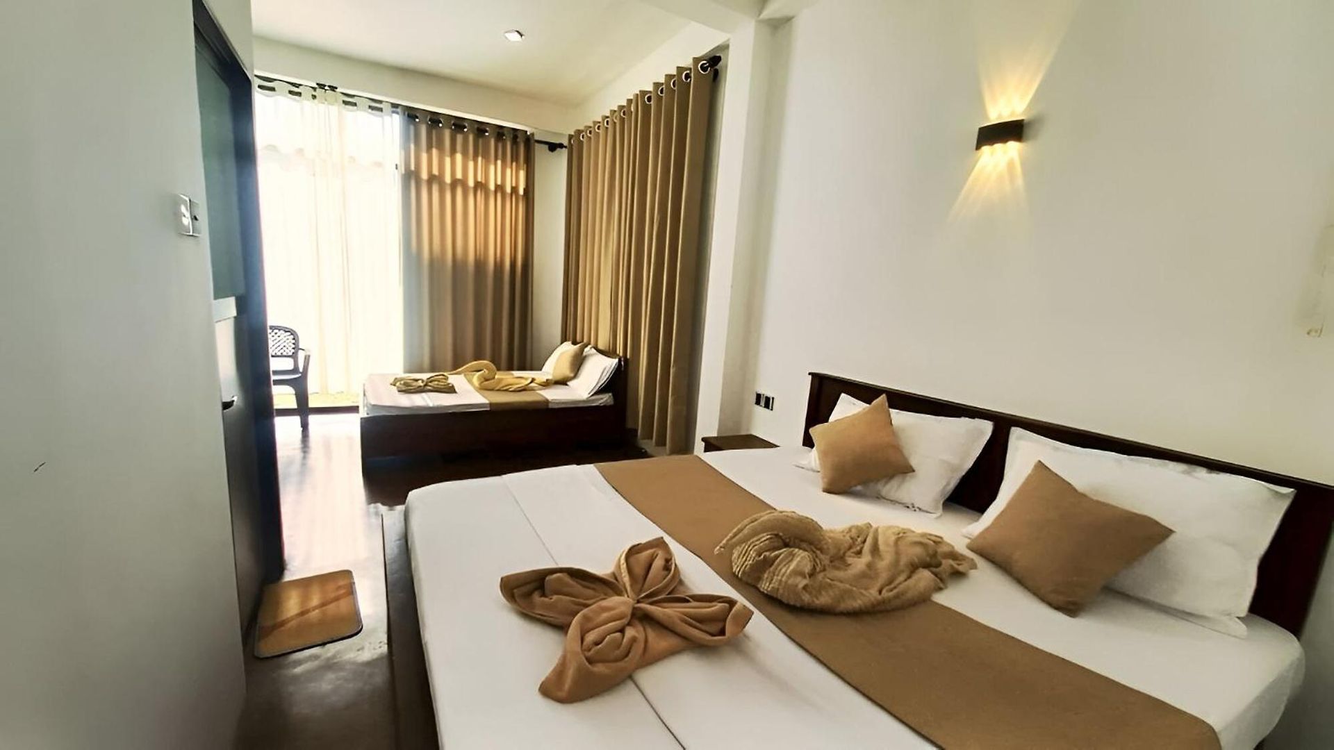 Lovers Leap Serenity * Nuwara Eliya