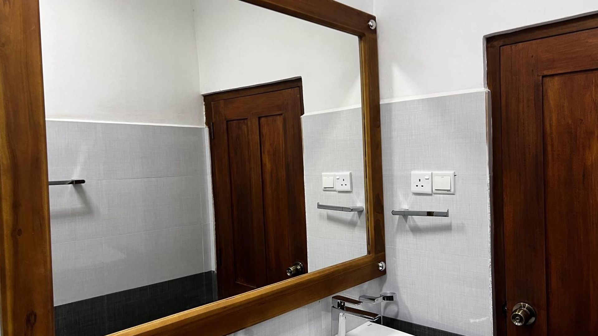 Promax Hostel Nuwara Eliya