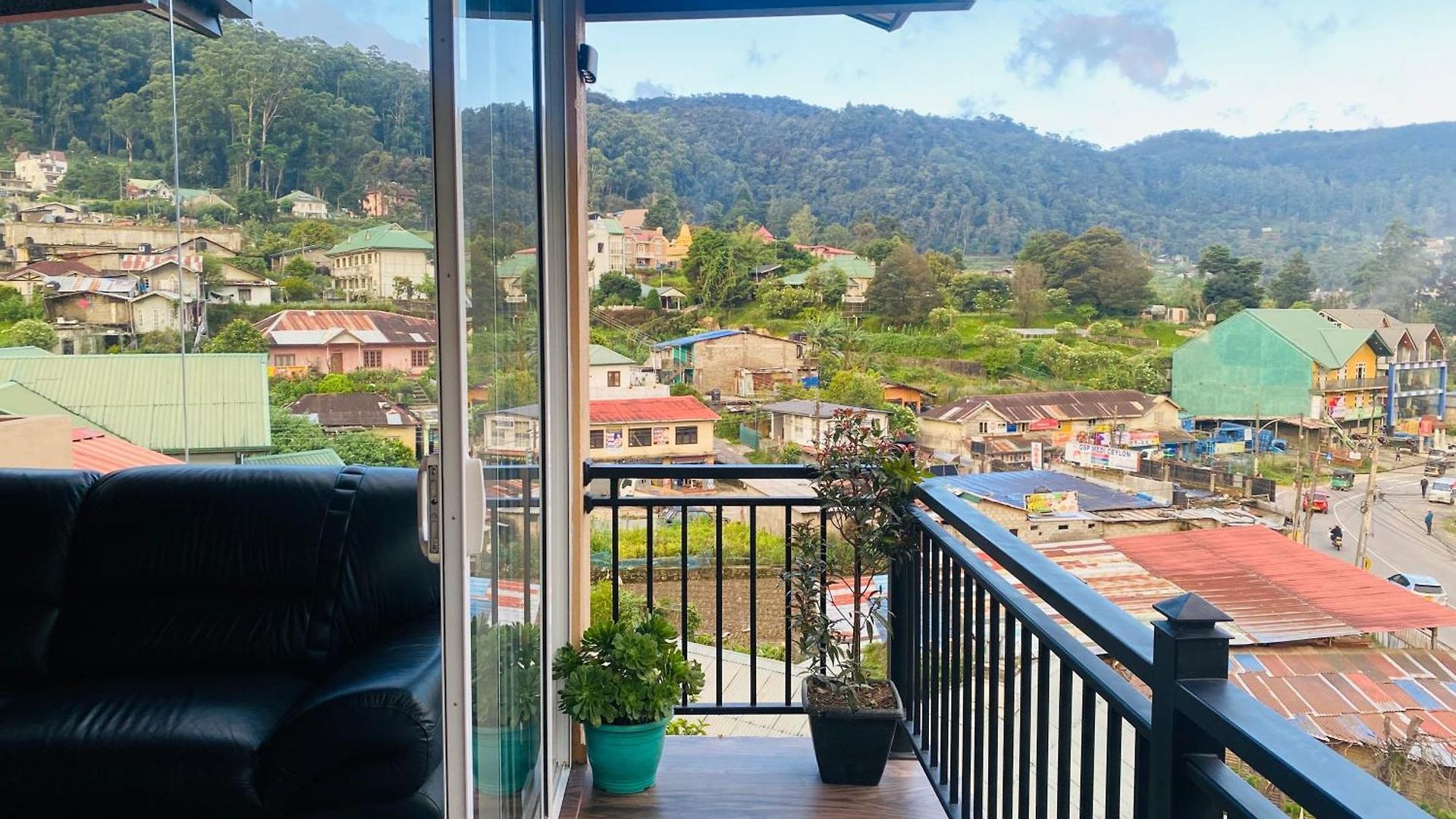 Promax Hostel Nuwara Eliya