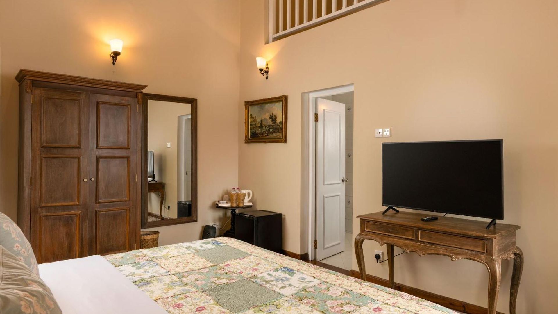 Grand By Seven Angels Hotel