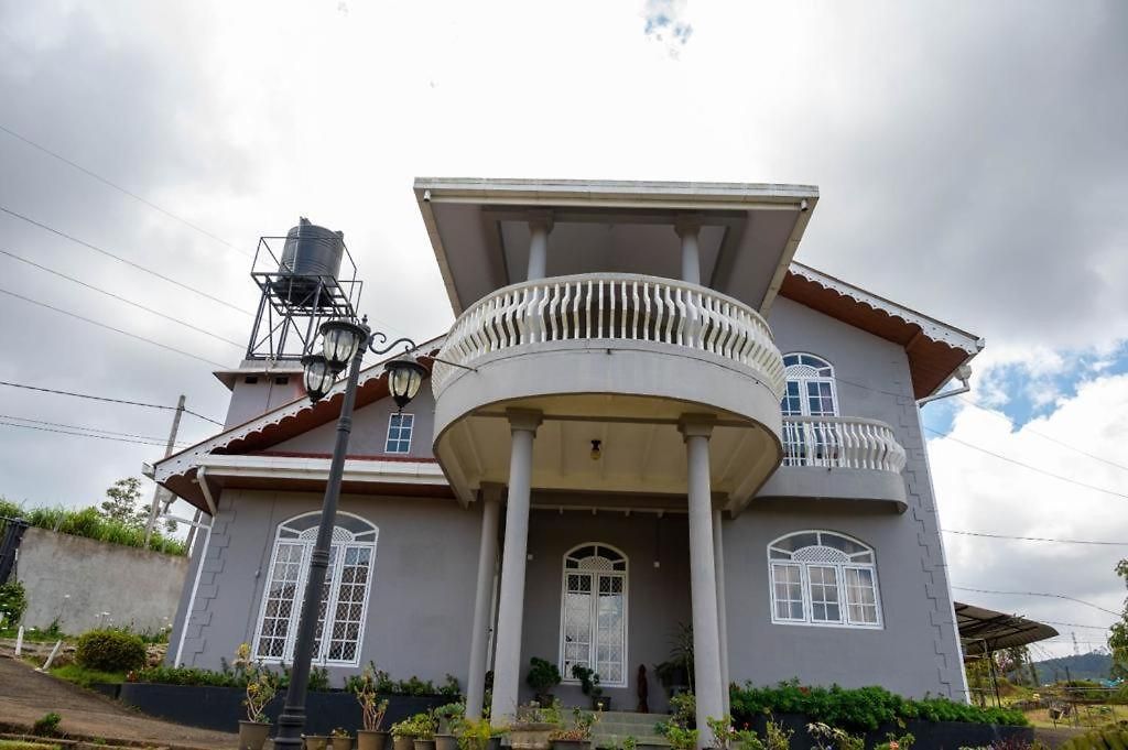 Grand Trillium Villa Lake View Of Nuwara Eliya Nuwara Eliya