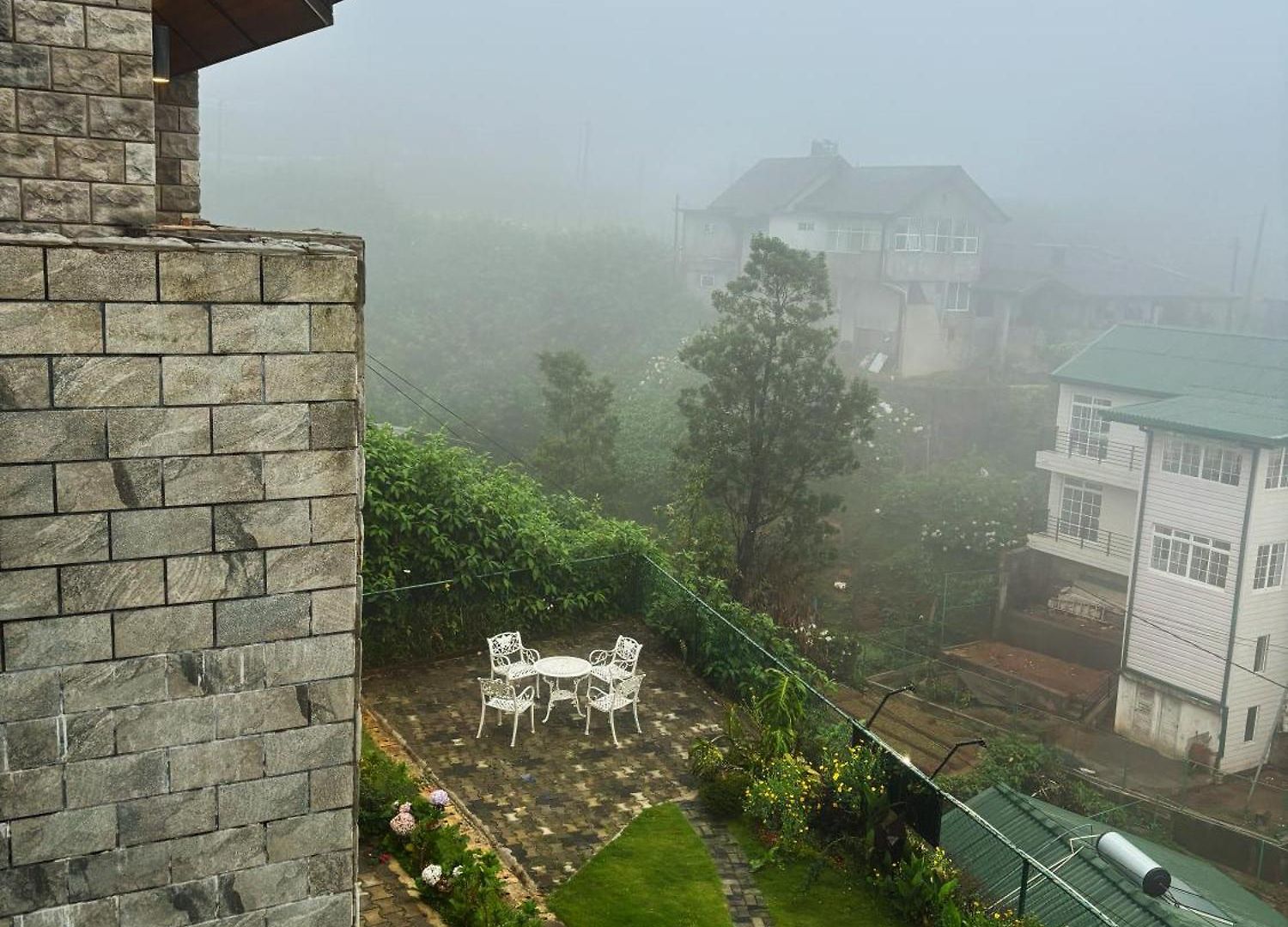 Wintry Hills-nuwara Eliya * Nuwara Eliya