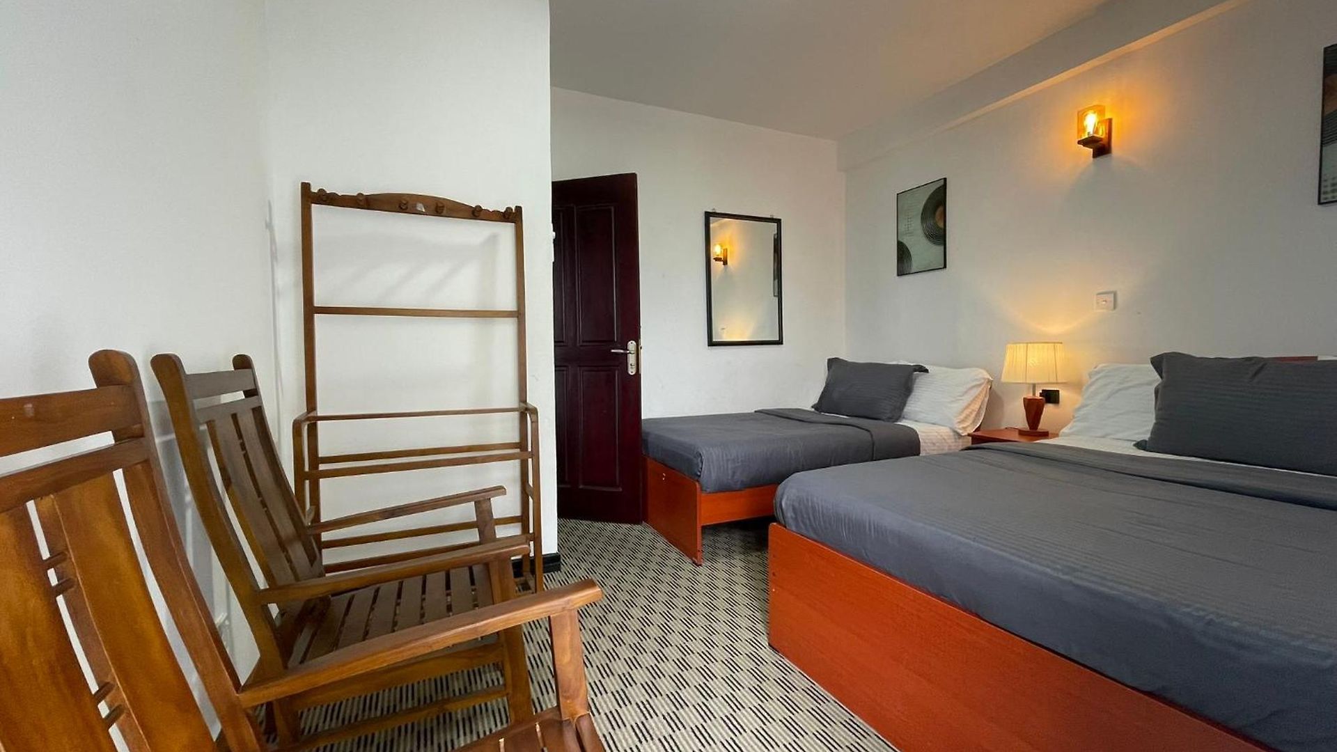 Apartment Breeze Nuwara Eliya