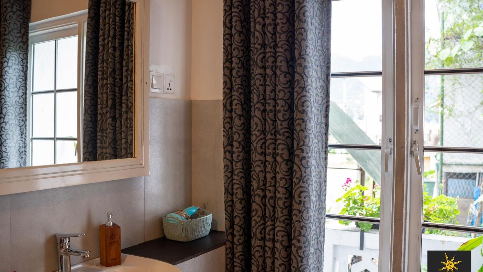 Suriya Guest Guest house