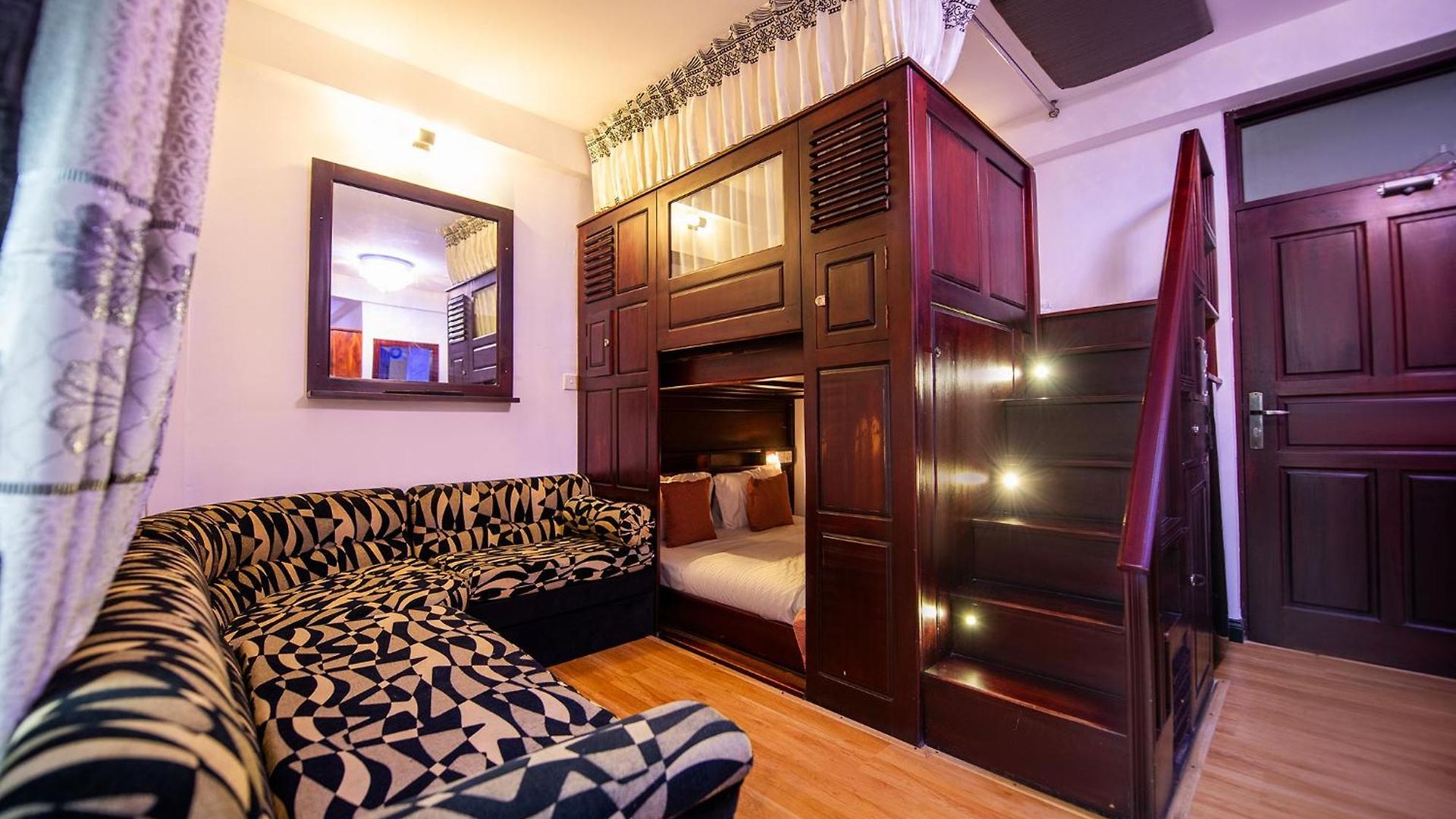 Apartment Vicrick Grand Residences