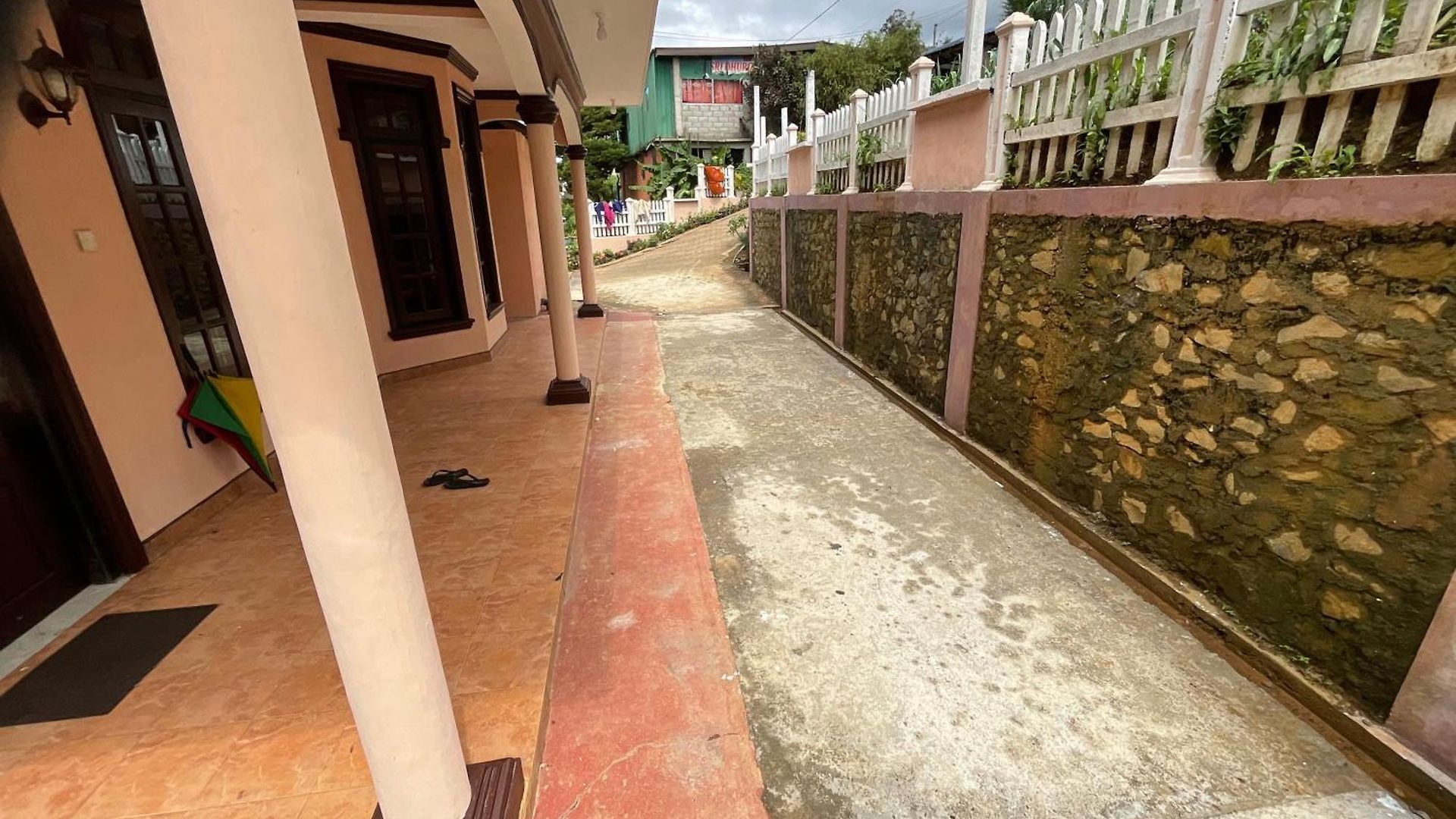 Mist - With Attached Bathrooms Guest house Nuwara Eliya