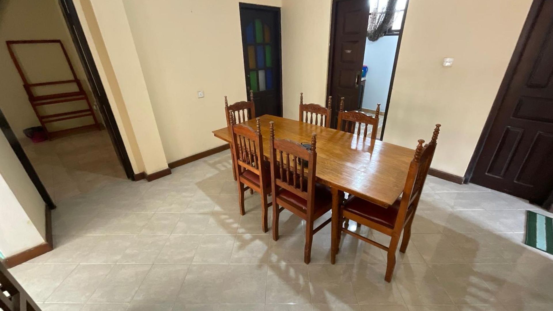 Mist - With Attached Bathrooms Guest house Nuwara Eliya