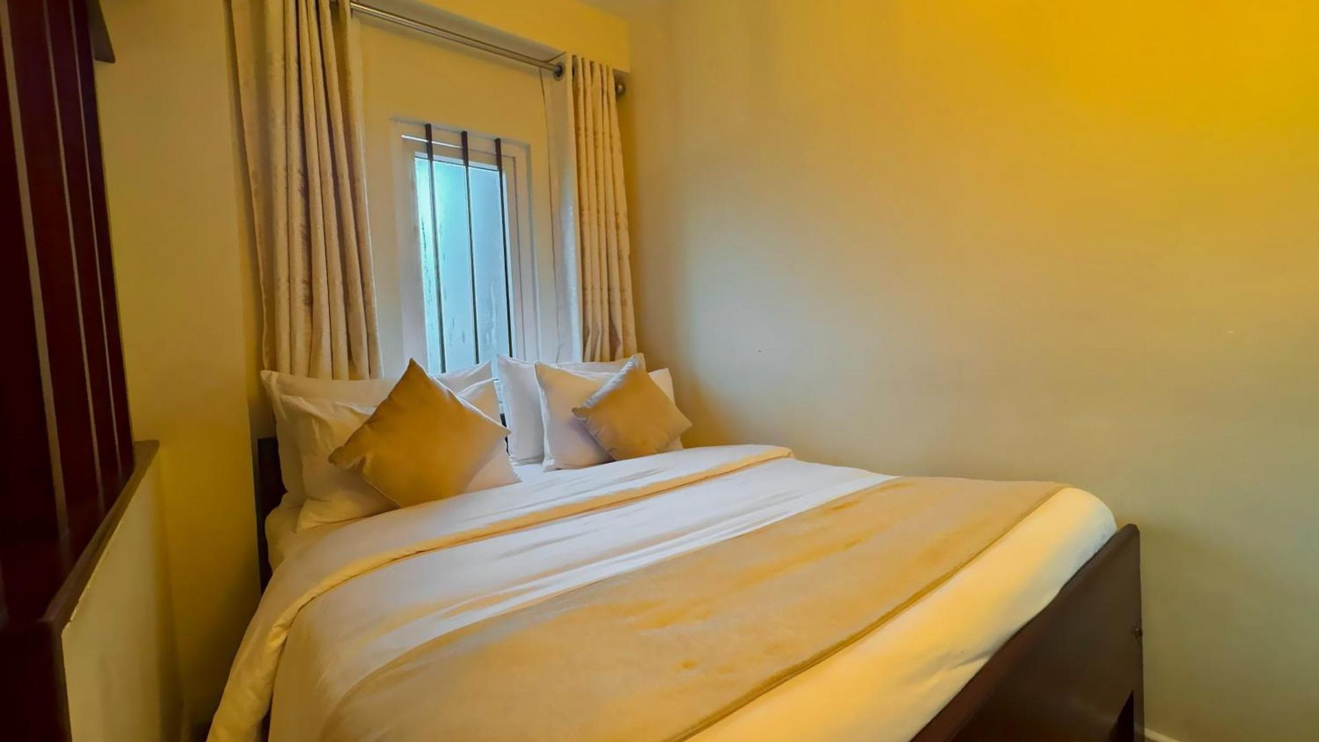 The Tapherini Lodge