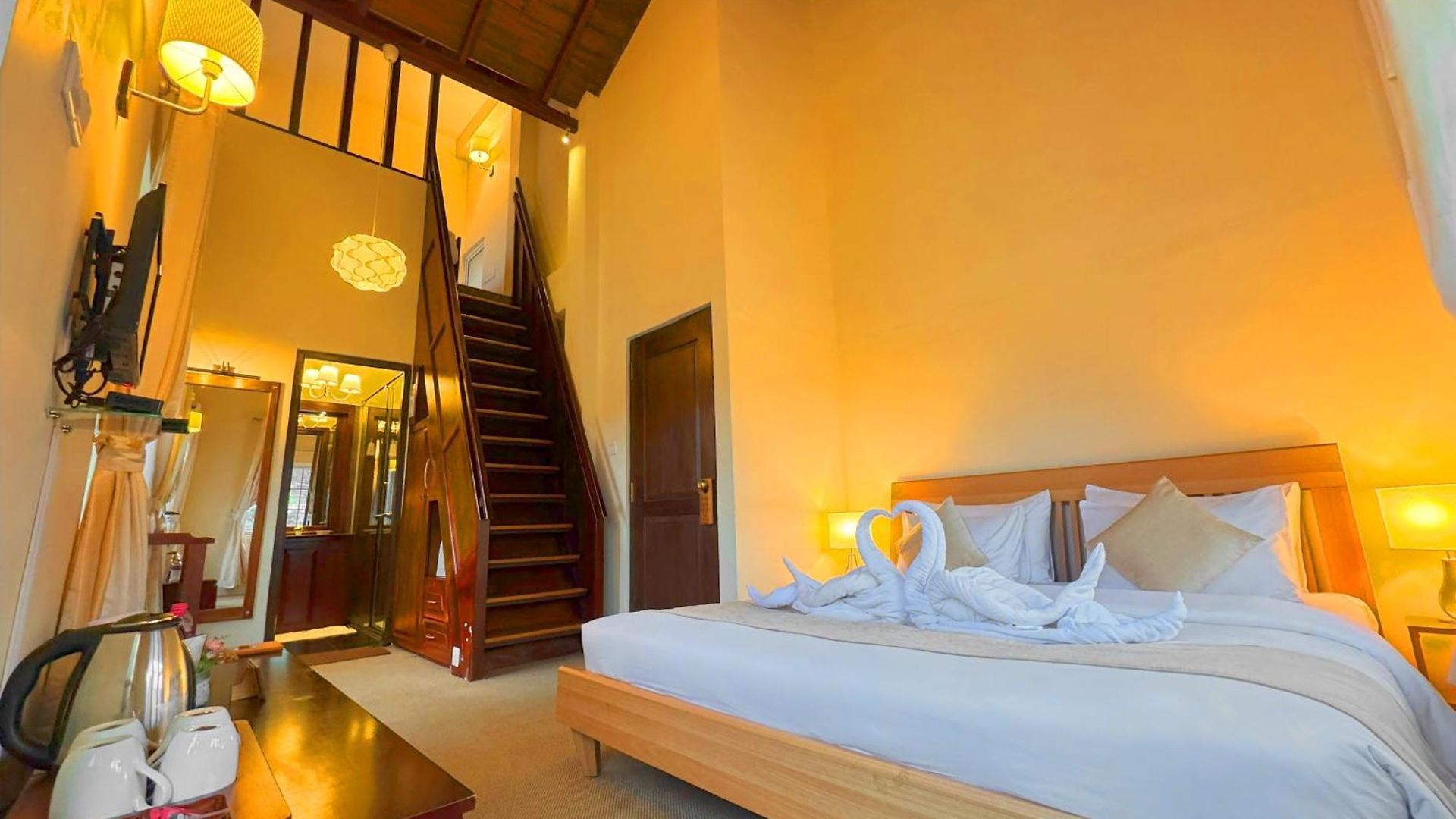 The Tapherini Lodge