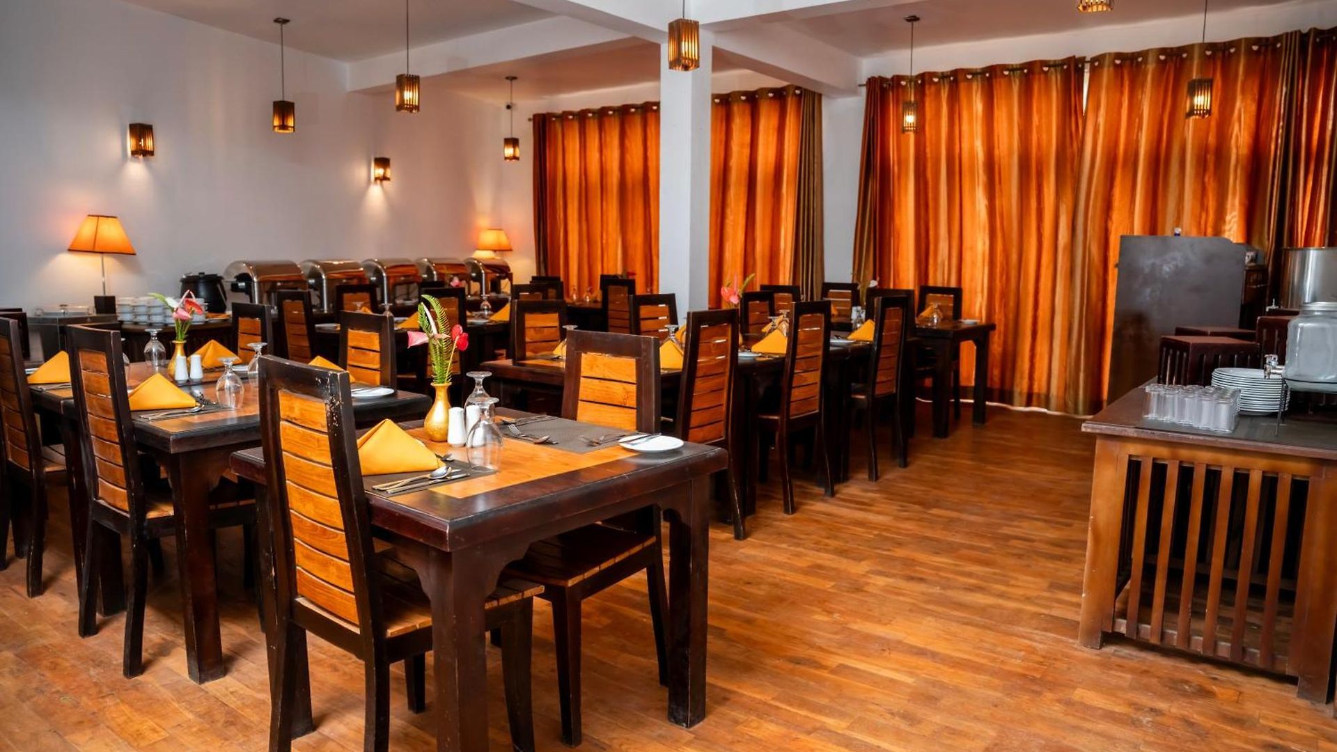 The Golden Legacy Hotel 3*