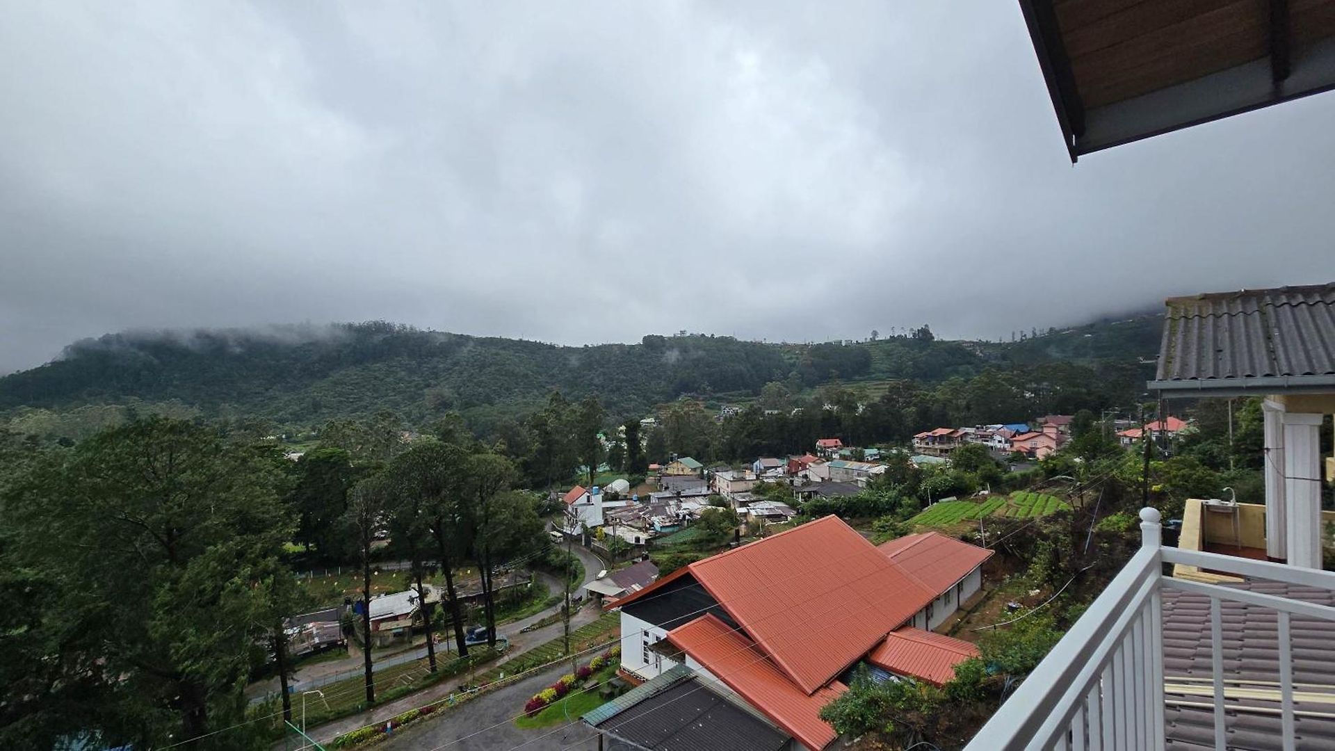 Doyans Misty Heaven Bed & Breakfast *