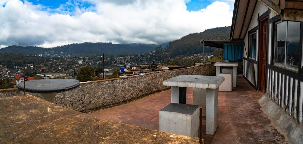 The Paulwood Caban & Cafe Timeless Brew Guest house Nuwara Eliya