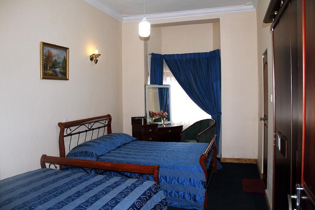 Colling Wood Hotel Nuwara Eliya