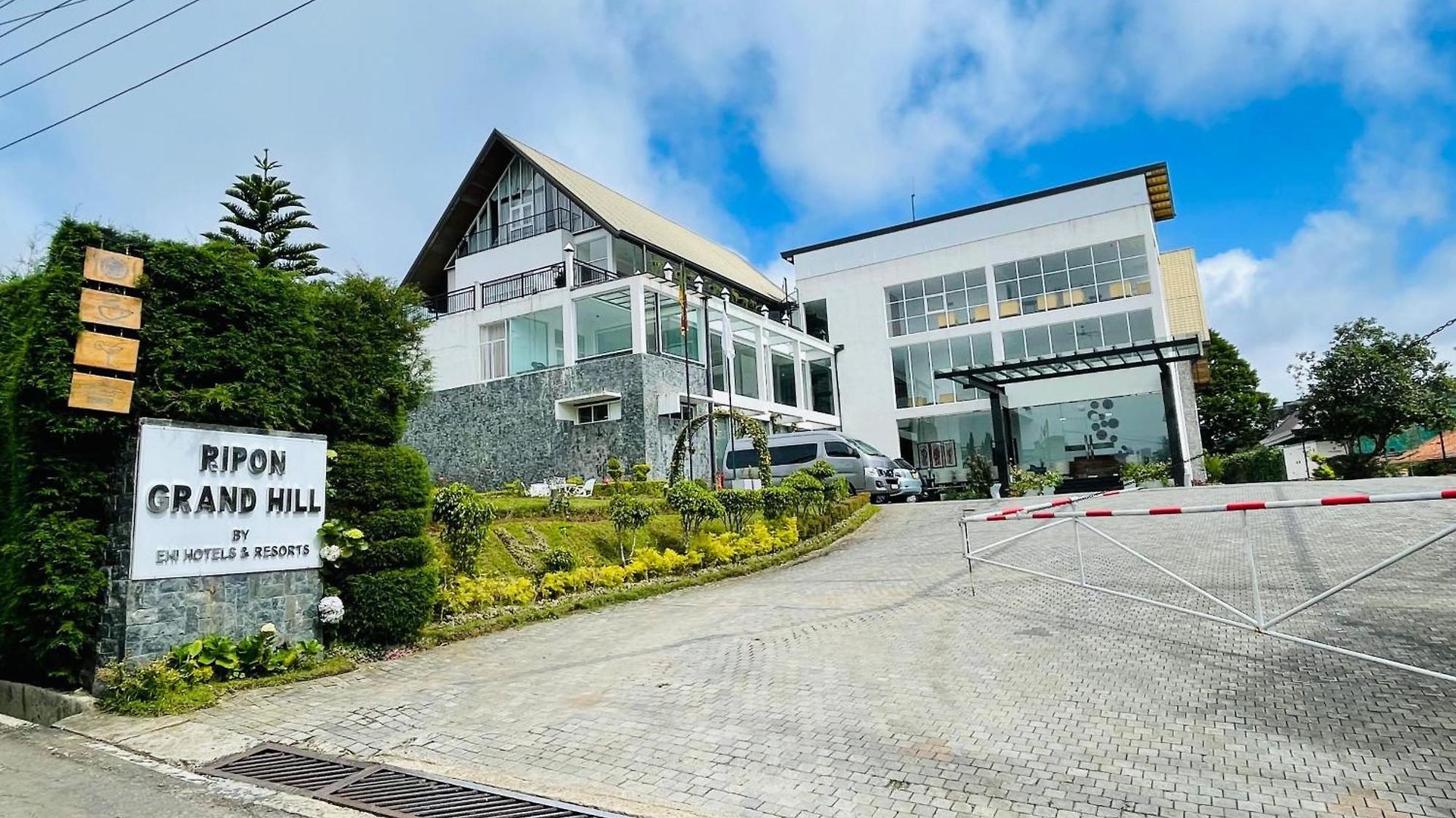 Hotel Ripon Grand Hill By Ehi Nuwara Eliya
