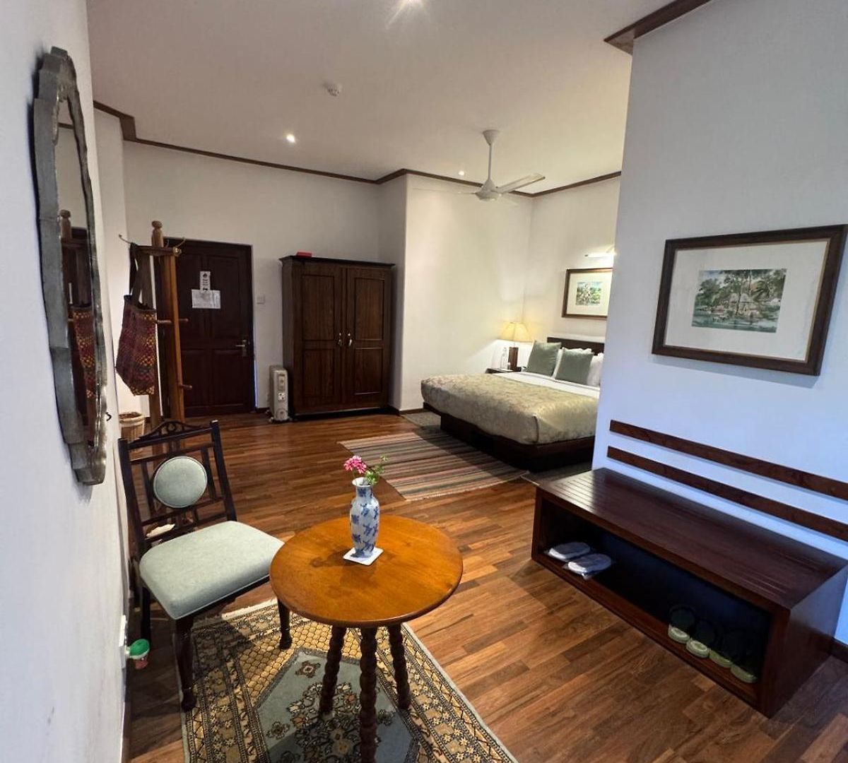Stafford Bungalow - Exclusive Luxury Within A Private Tea Estate