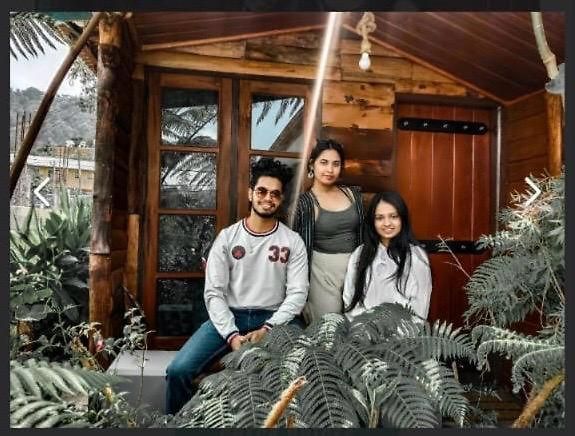 20/20 Wood Homestay *