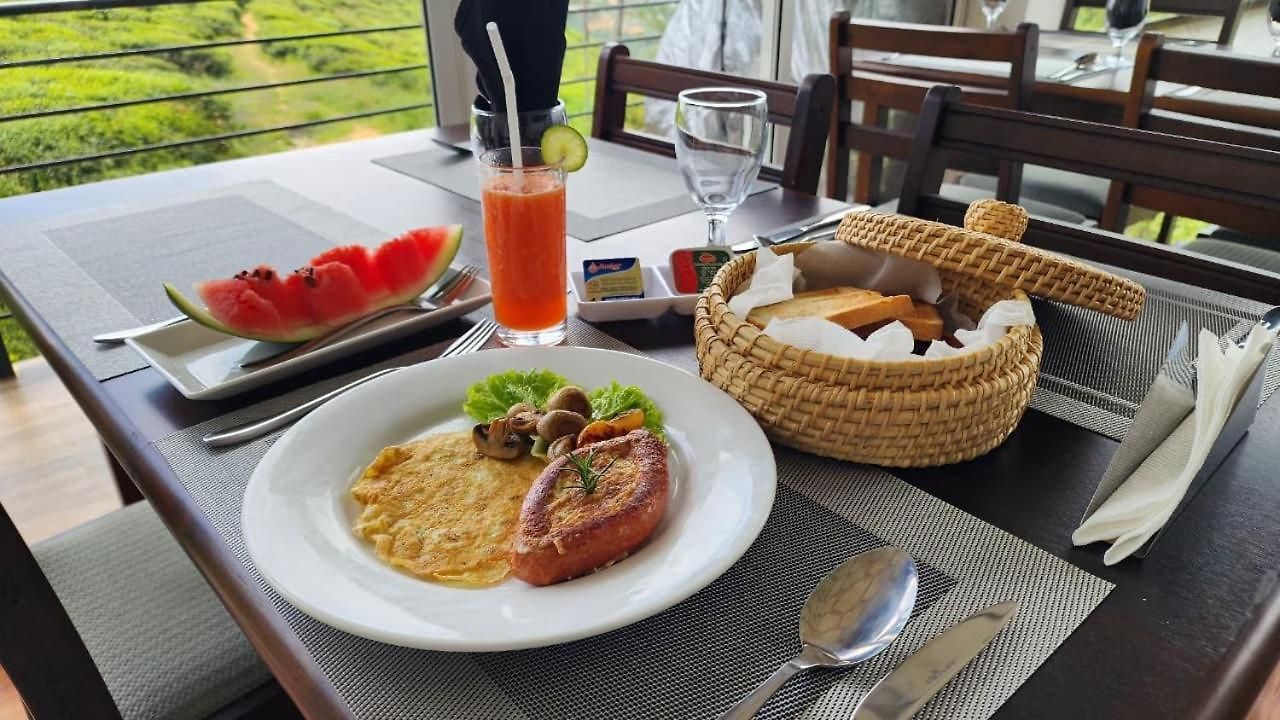 Mountain Misty-nuwaraeliya Hotel *