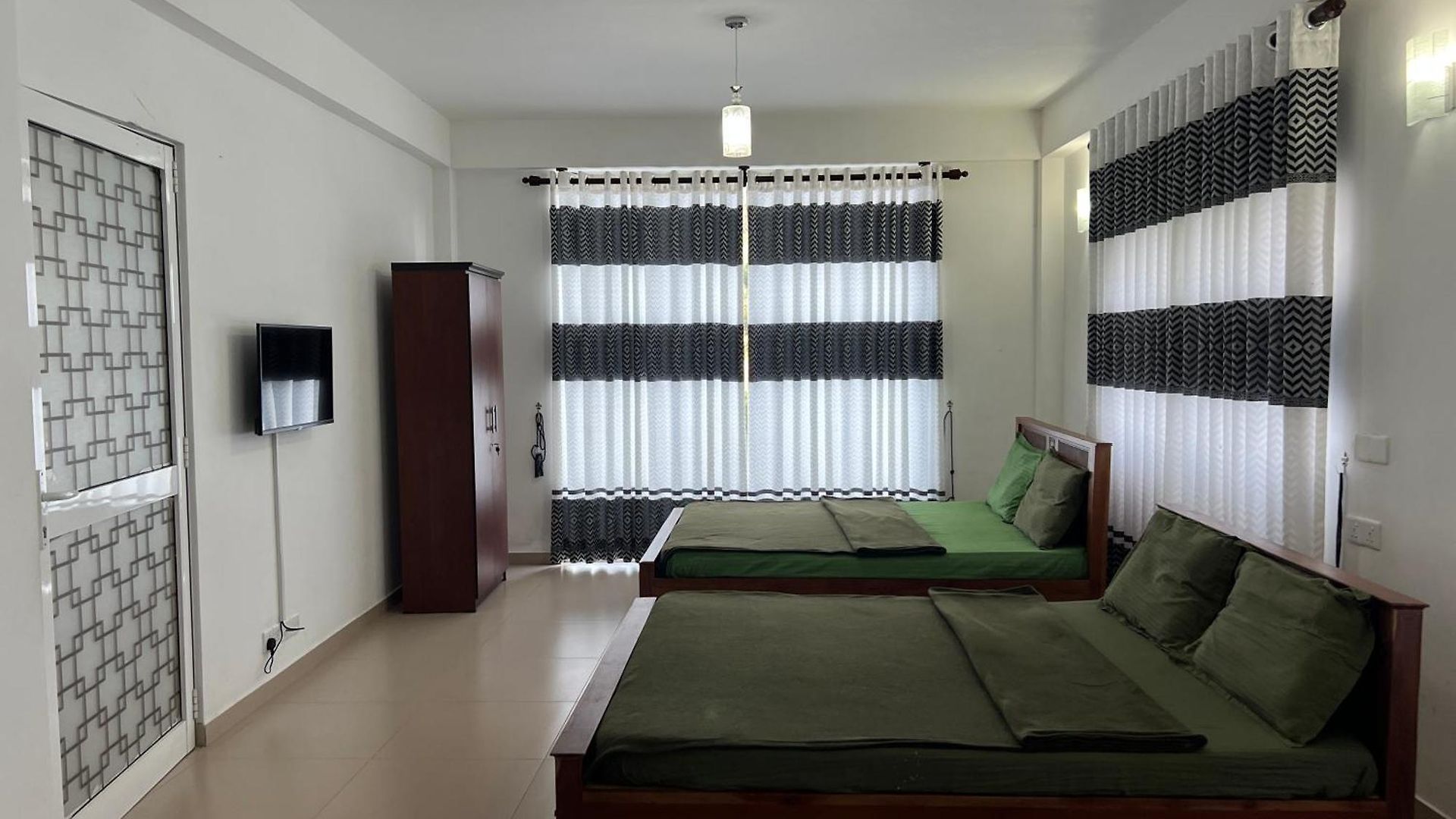 Crimple Hotel *