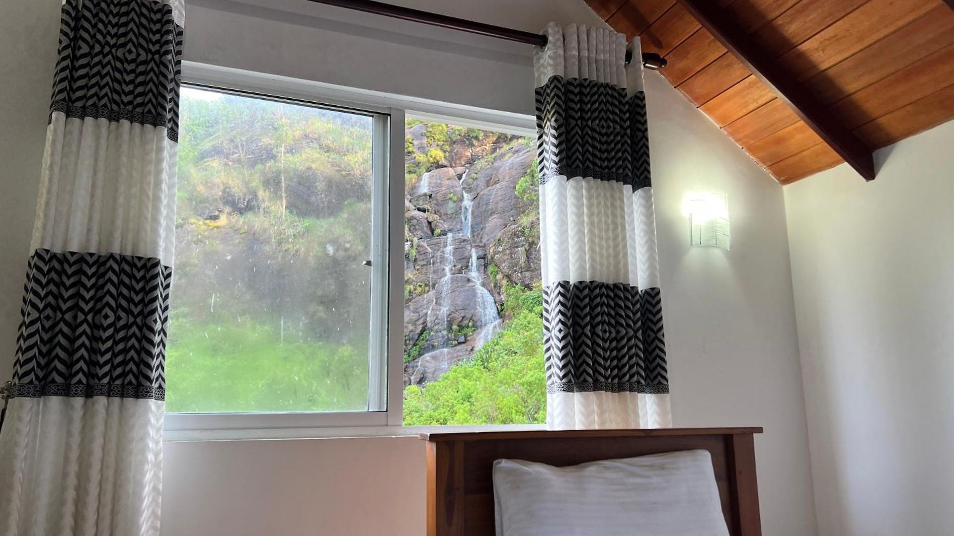 Crimple Hotel *