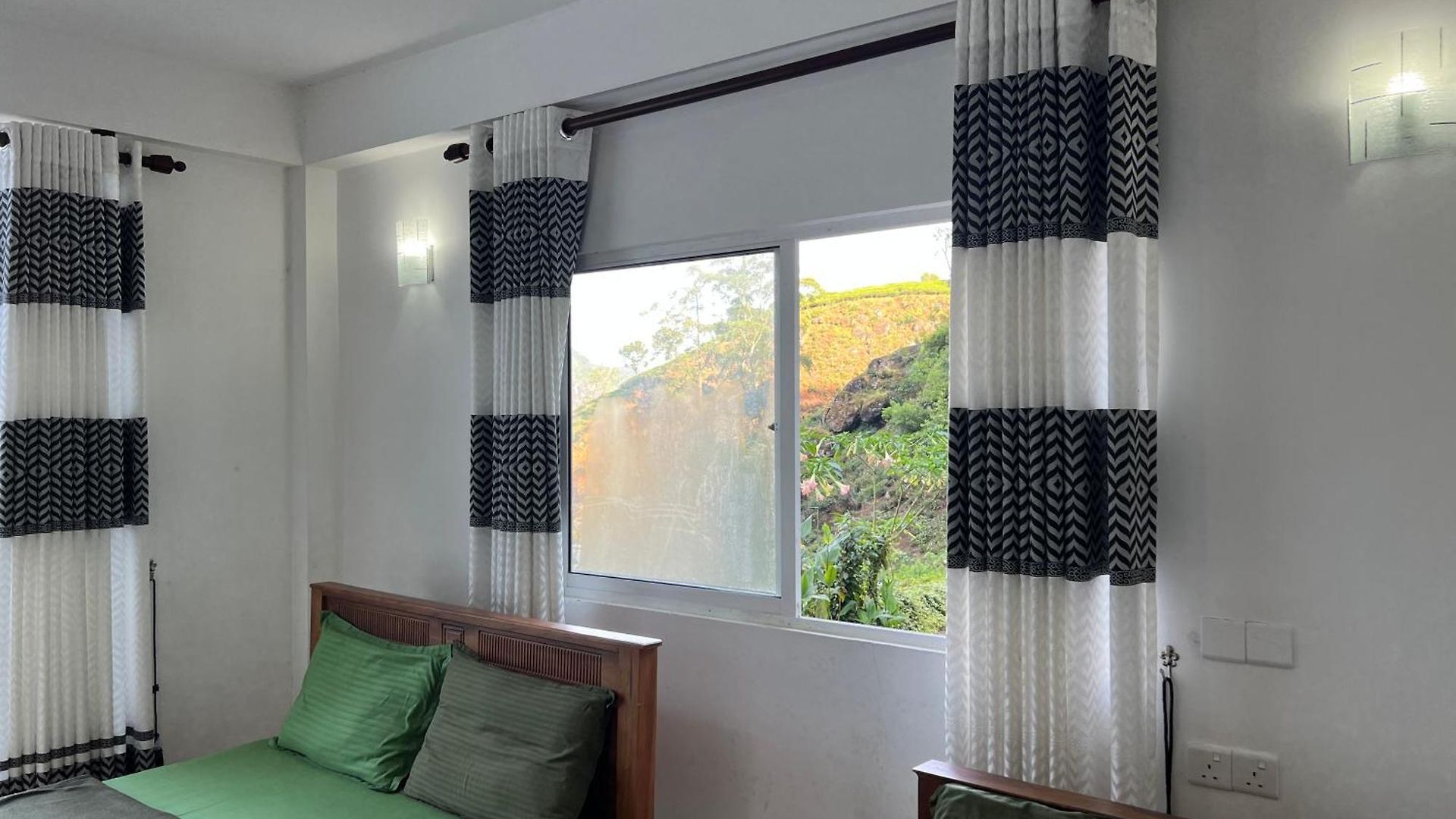 Crimple Hotel Nuwara Eliya