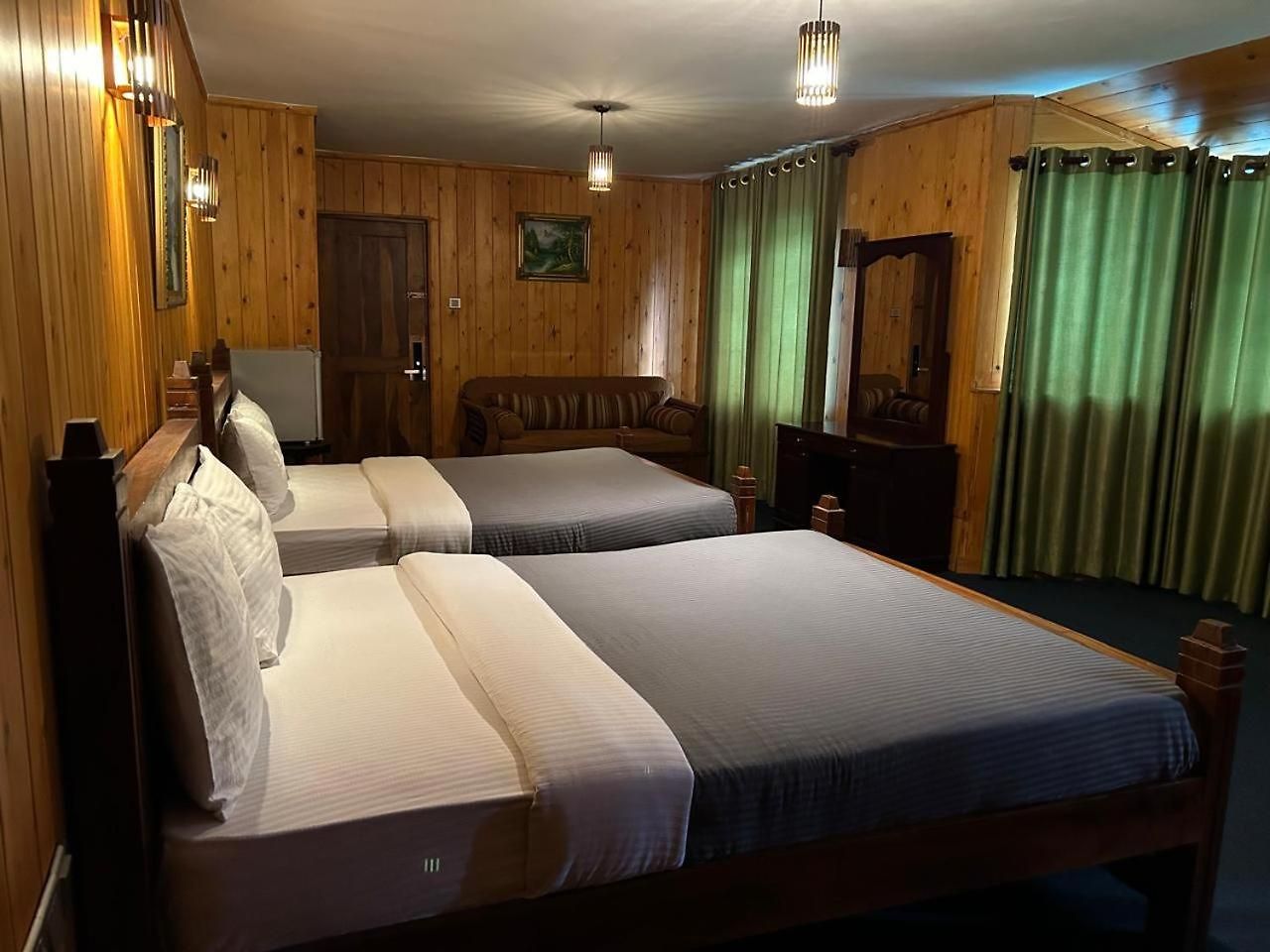 Hotel Jaithra