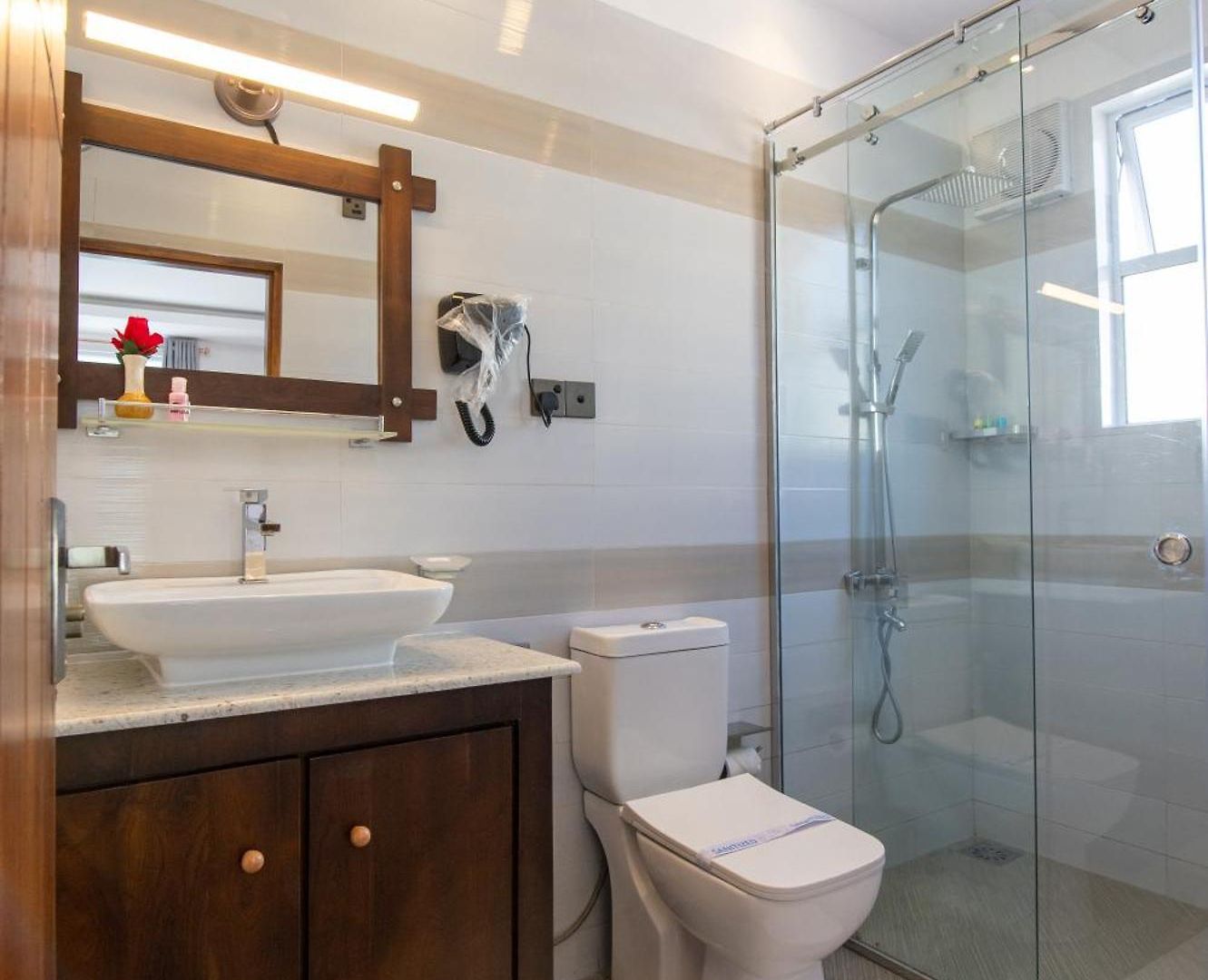 Hotel Twin Red - Luxury With Mountain View