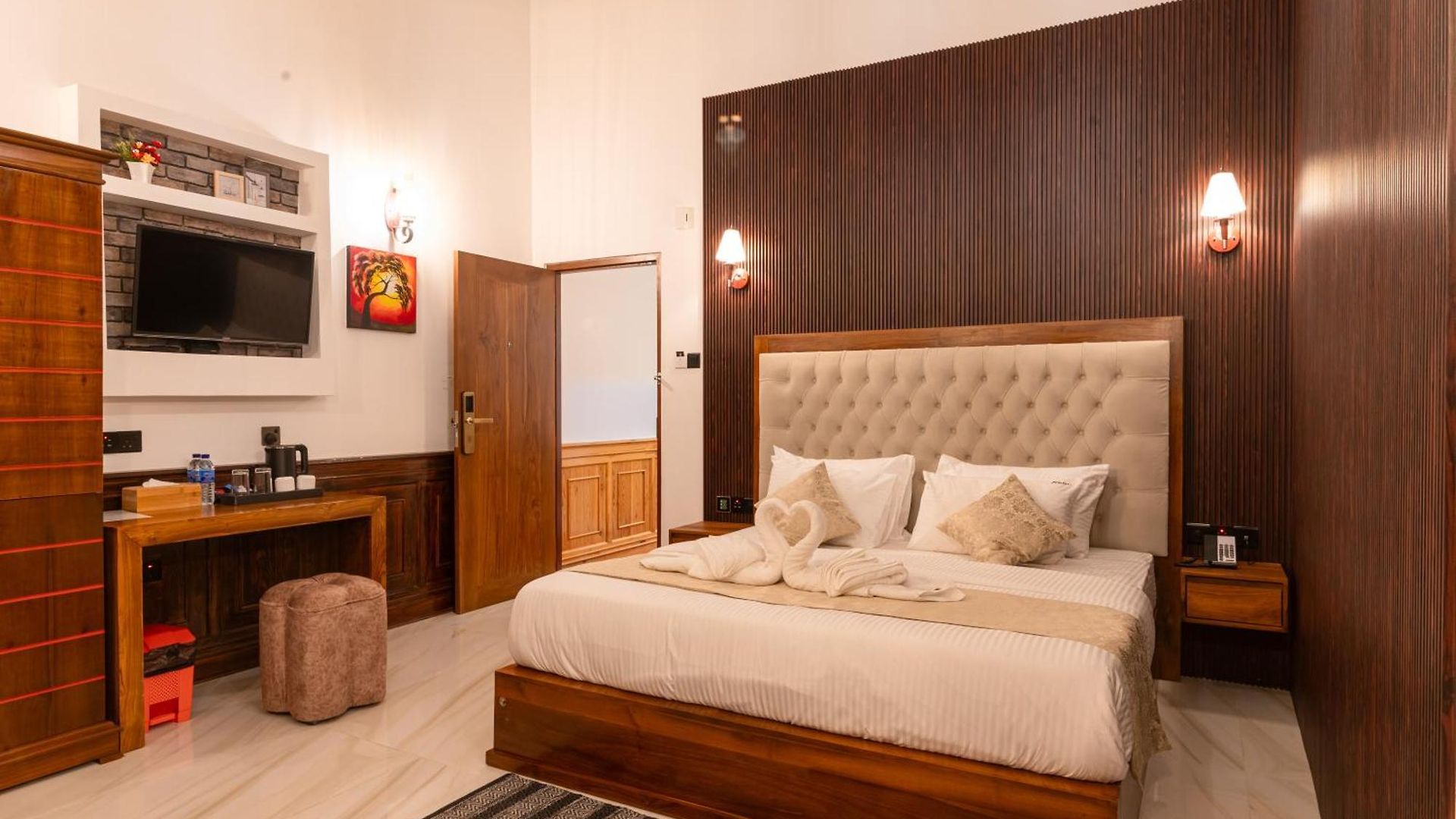 Twin Red - Luxury With Mountain View Hotel Nuwara Eliya
