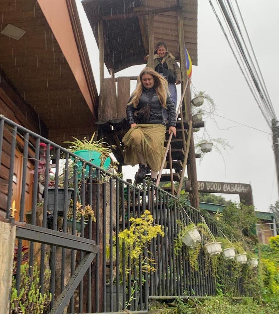 20/20 Wood Homestay