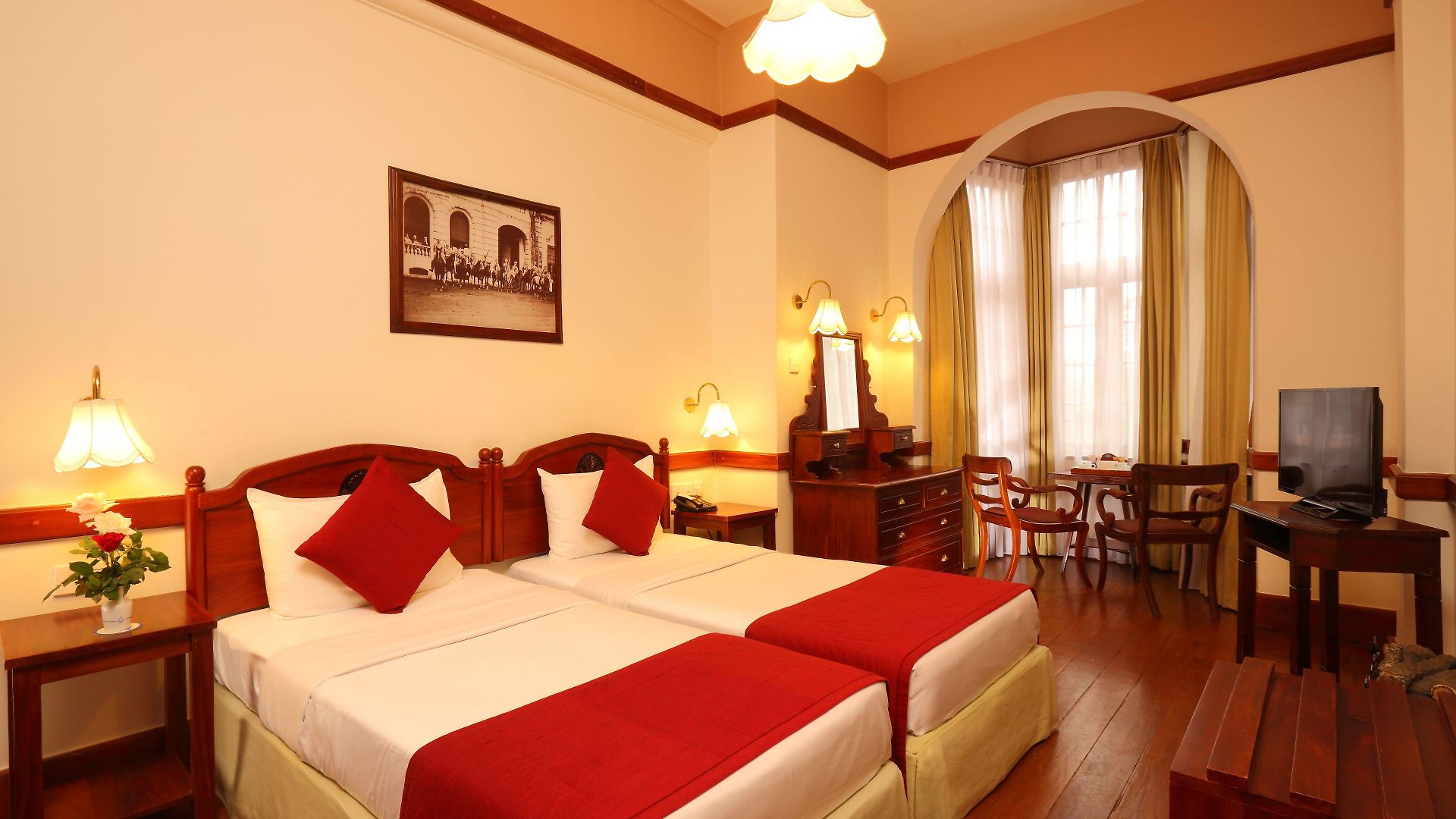 The Grand - Heritage Grand Hotel Nuwara Eliya