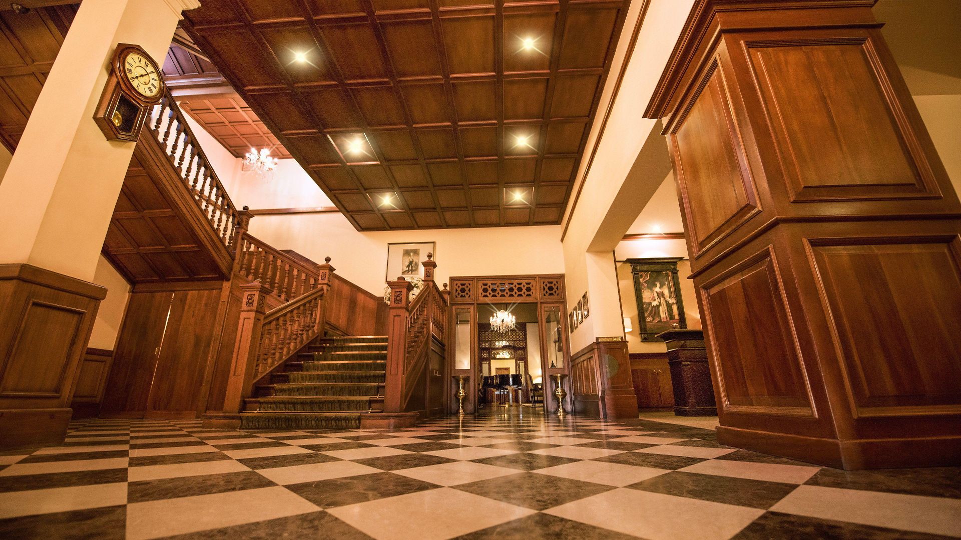 Hotel The Grand - Heritage Grand