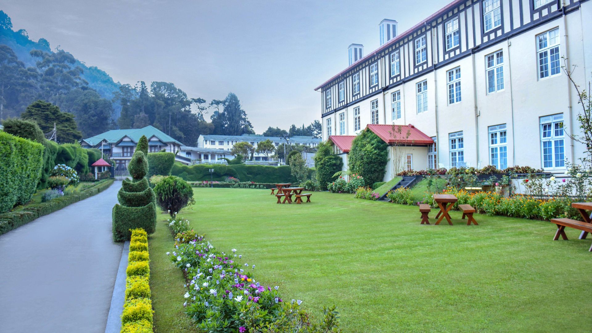 The Grand - Heritage Grand Hotel Nuwara Eliya