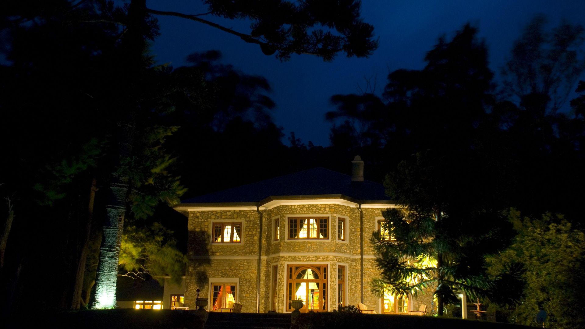 Hotel Jetwing Warwick Gardens, A Luxury Reserve