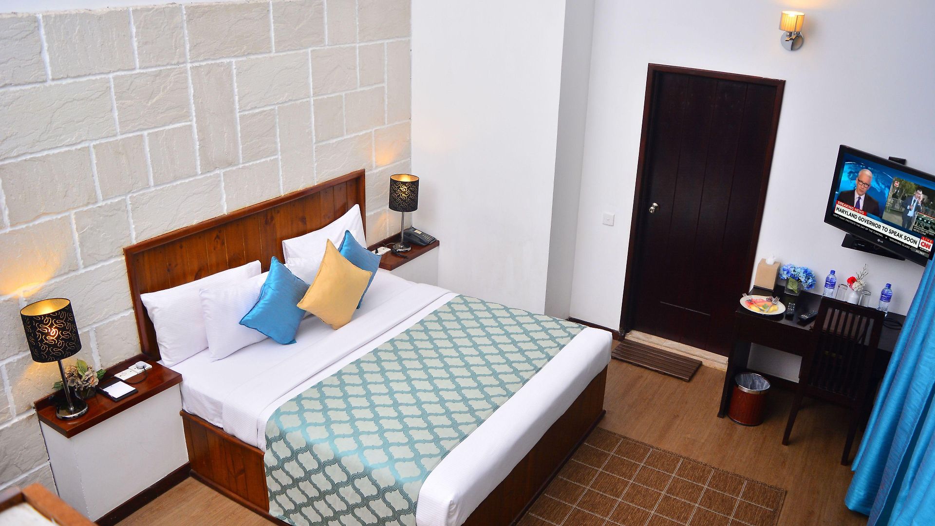 Unique Hotel 3*